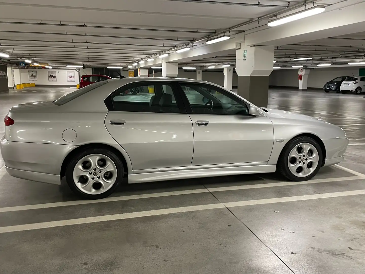 Alfa Romeo 166 166 3.0 V6 24v S Plateado - 2