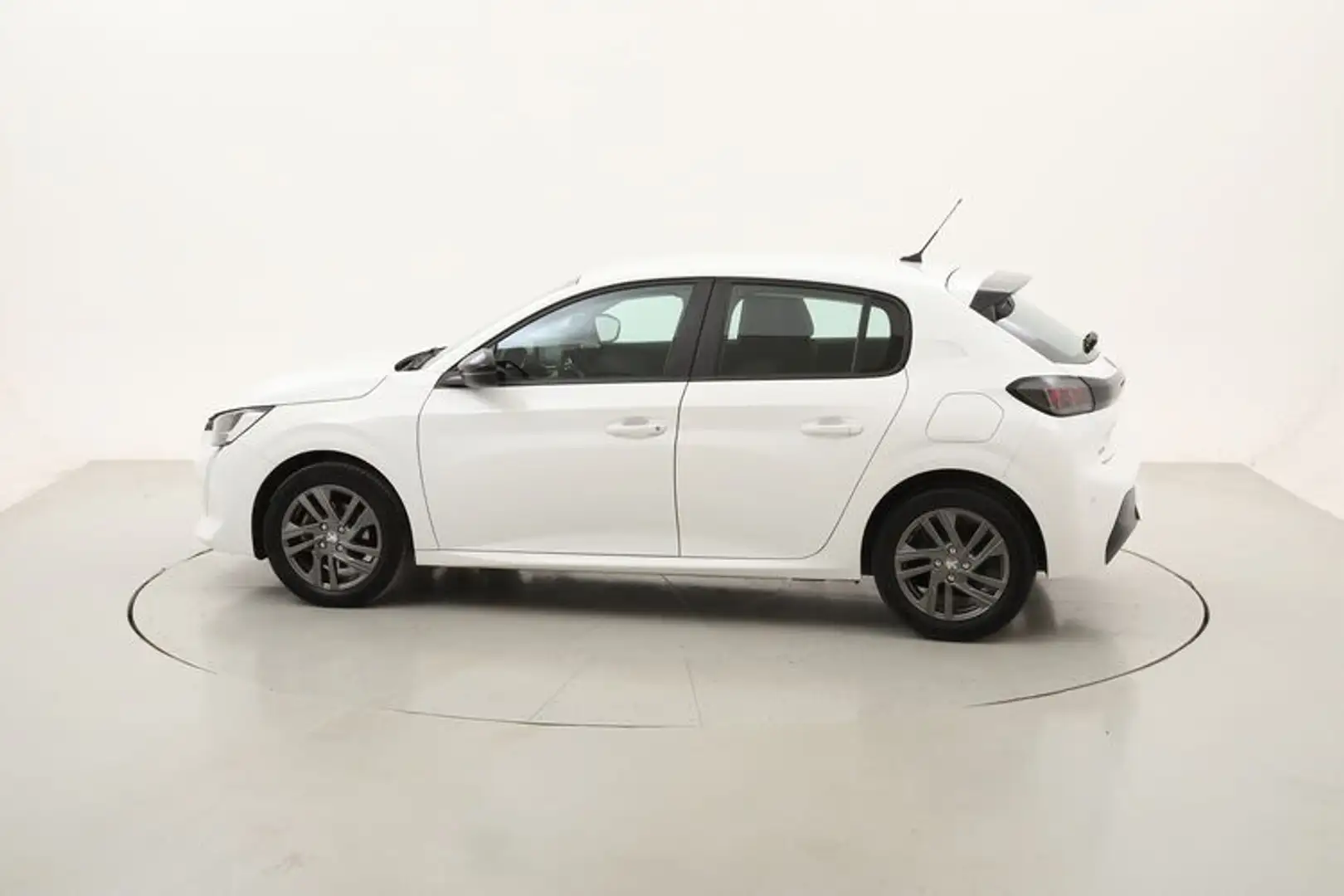 Peugeot 208 Active Pack 1.2 Benzina 101CV Fehér - 2