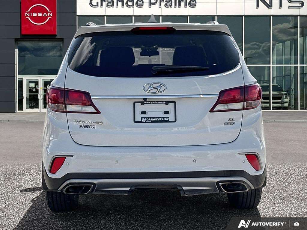 2017 Hyundai Santa Fe Premium | AWD | Power Liftgate — снимка 1