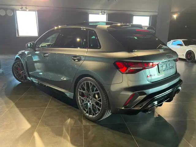 Audi RS3 view 9