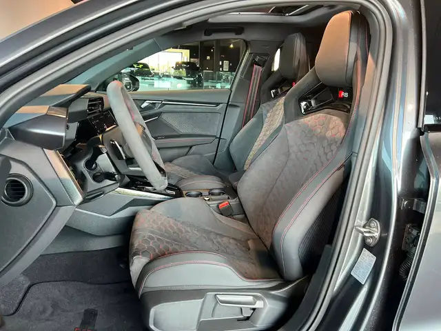 Audi RS3 view 12