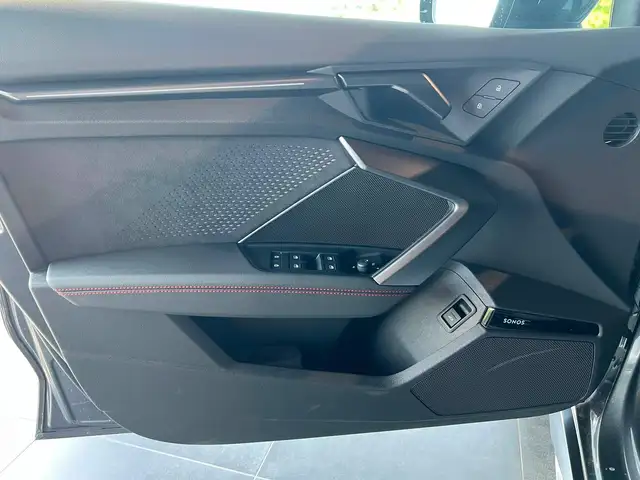 Audi RS3 view 23