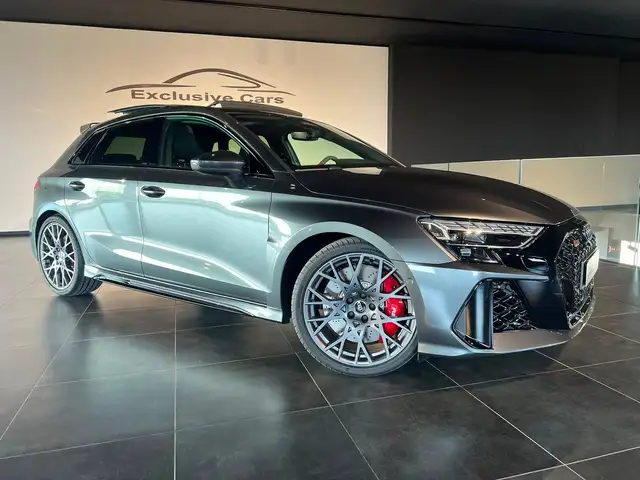 Audi RS3 view 2