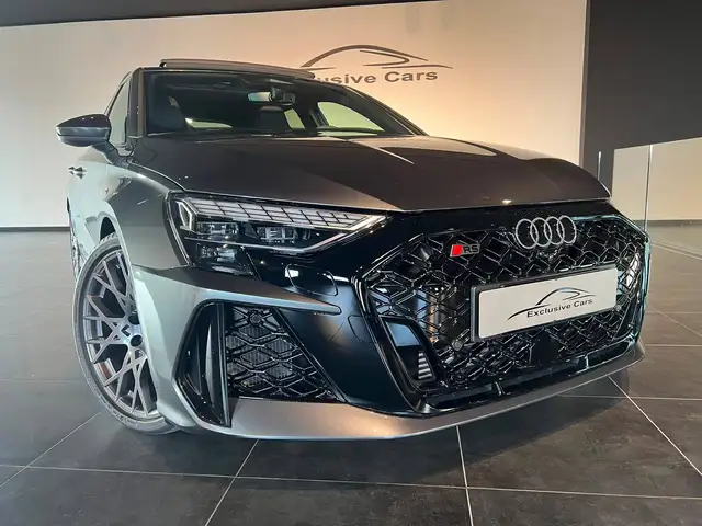 Audi RS3 view 3