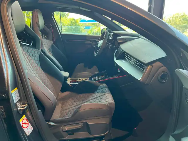 Audi RS3 view 13