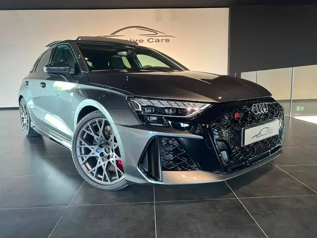 Audi RS3 view 4