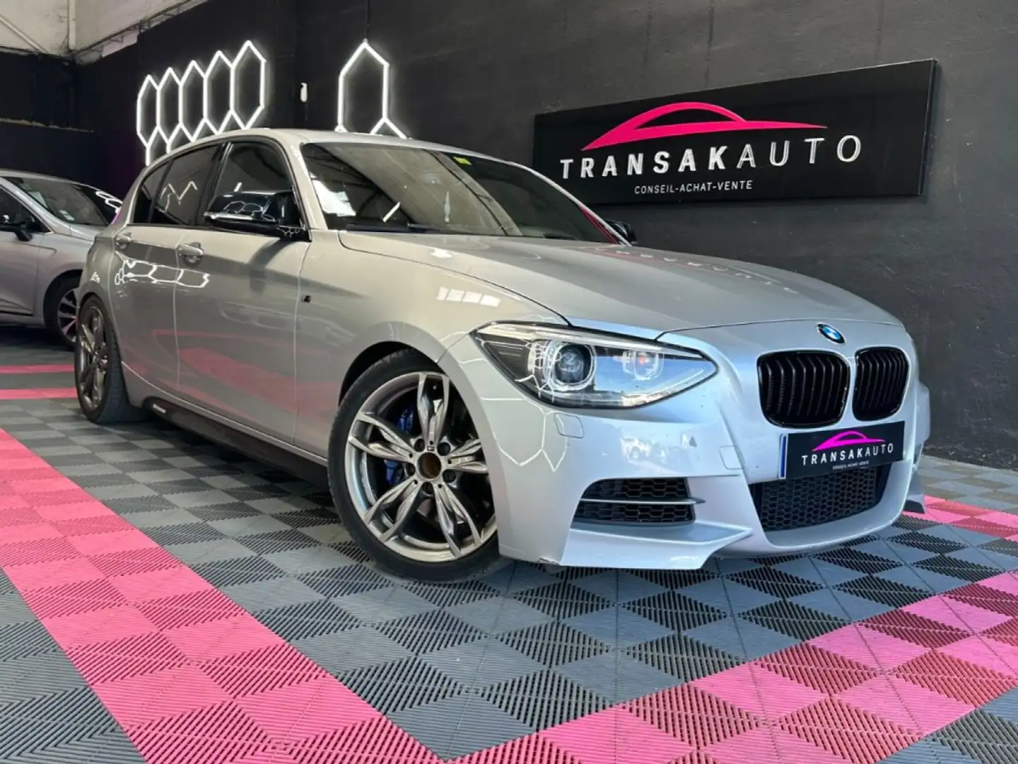 BMW 320 SERIE F20 M135i Propulsion M Performance 320 ch ~ Française ~ Feux adaptatif ~ Toit ouvrant Gris - 1
