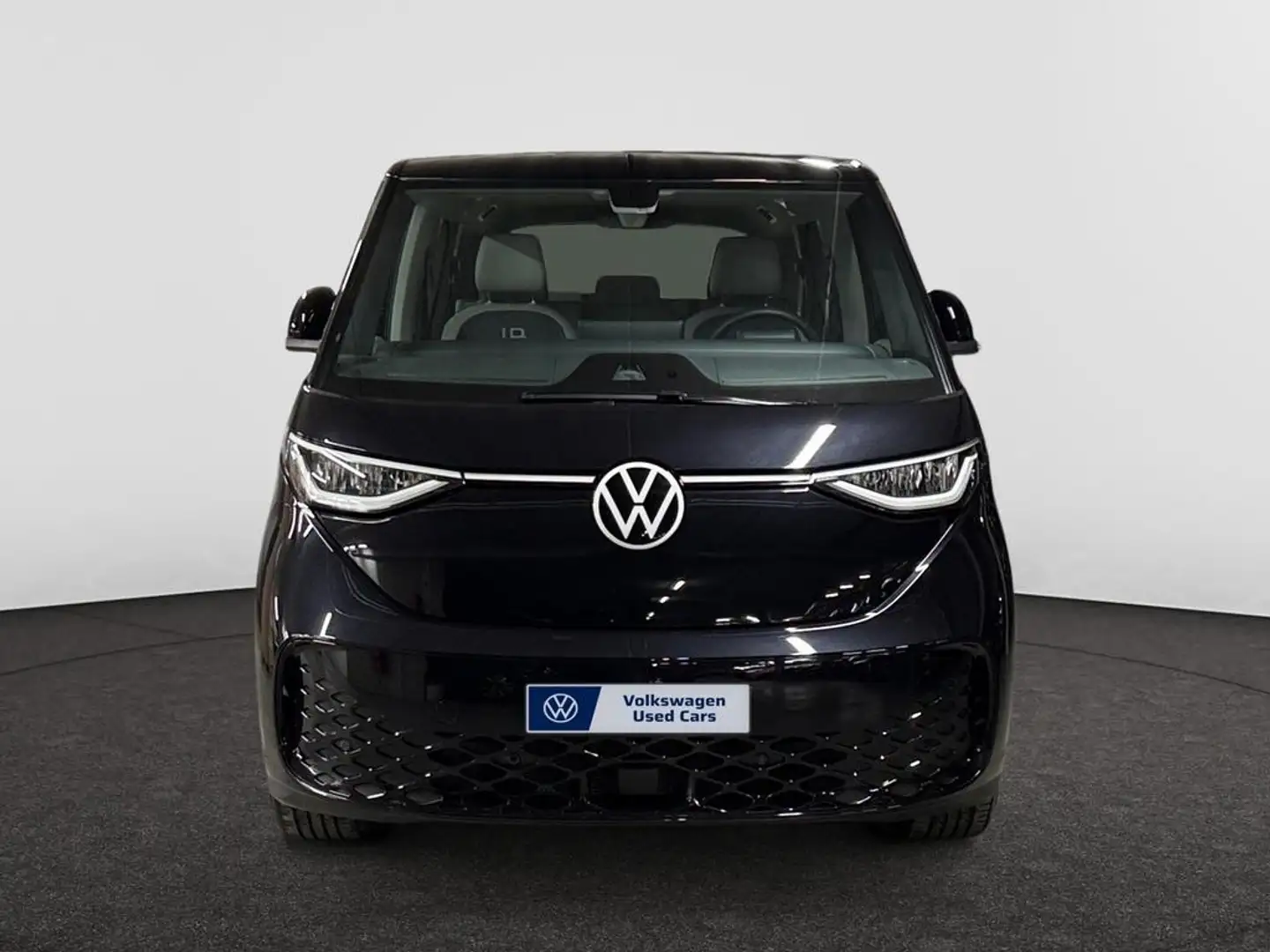 Volkswagen ID. Buzz ID. Buzz Wheelbase: 3239 mm Engine: 210 kW (286 PS) Gearbox: 1 Speed Automatic Noir - 2