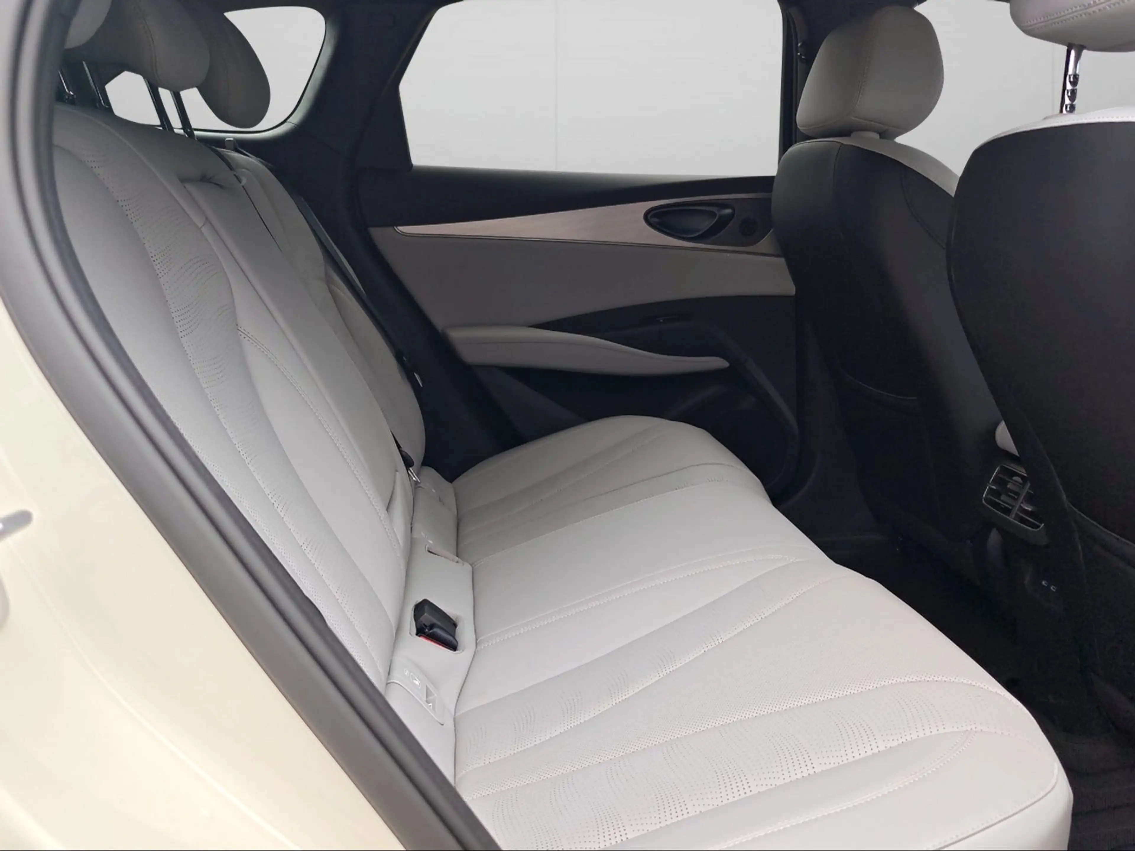 BYD Seal 6 DMi Touring Comfort !!! GEWERBE DEAL !!! — photo 9