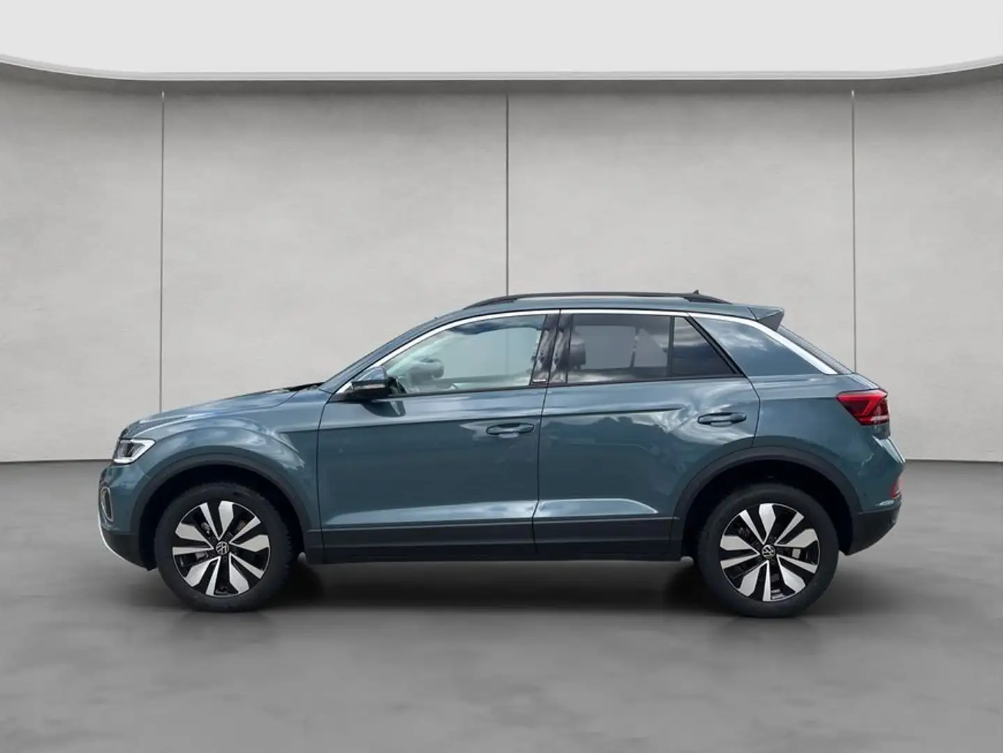 Volkswagen T-Roc 1.0 TSI Move LED SHZ Navi Apple CarPlay Blauw - 2