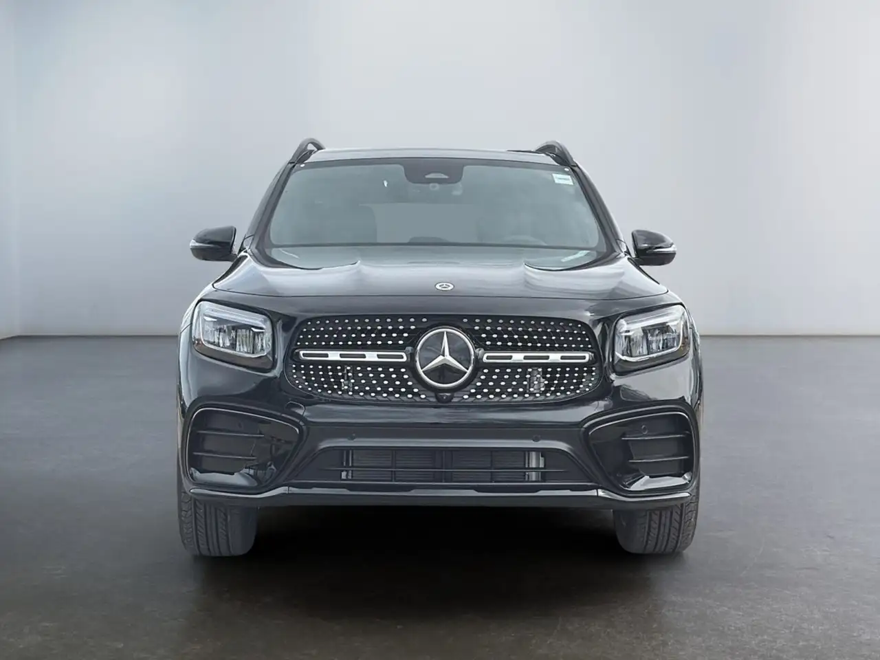 Mercedes-Benz GLB photo Mercedes-Benz GLB