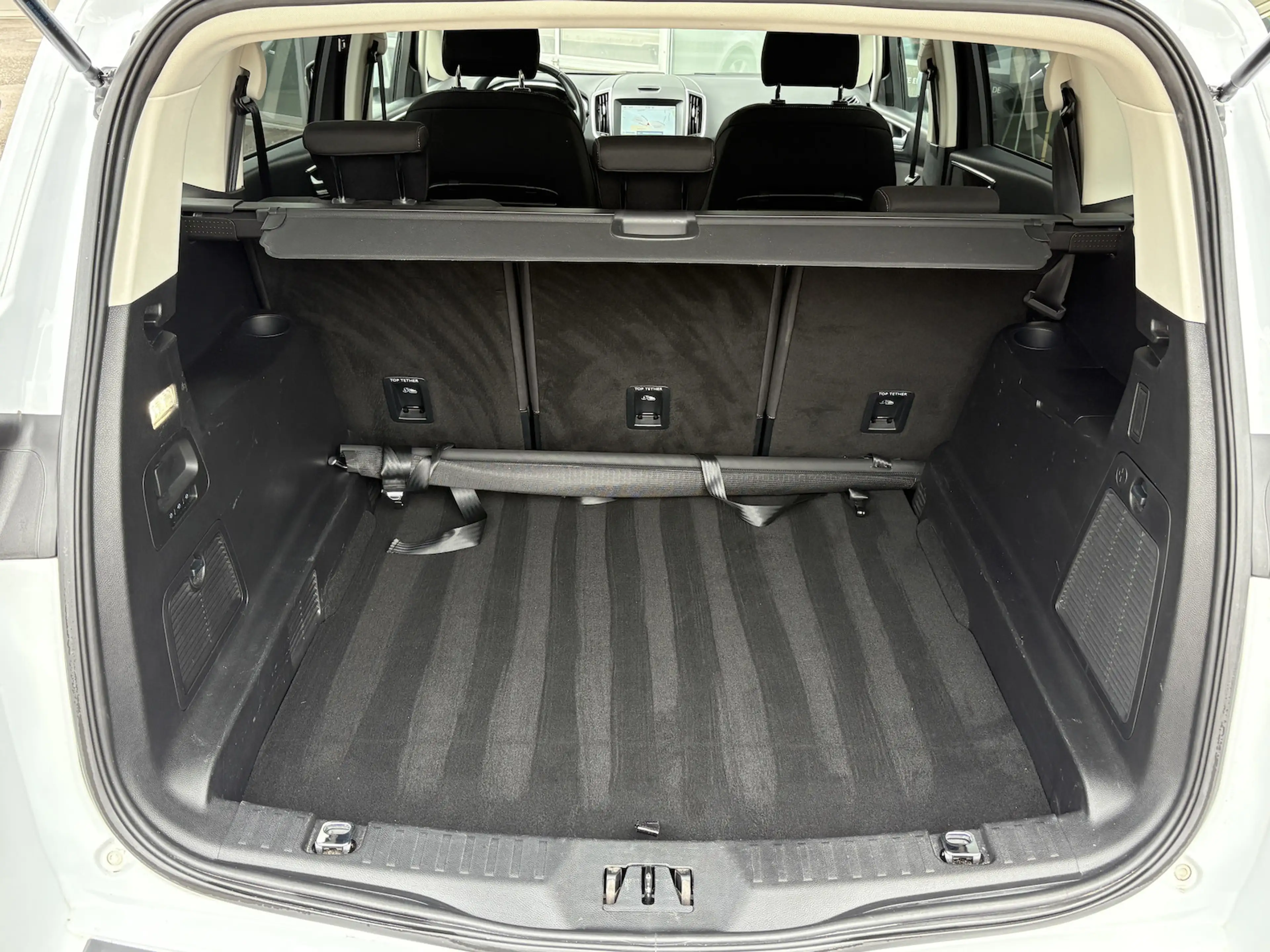Ford S-Max Titanium NAVI/KAMERA/SHZ/SPURHALTE/KEYLESS — photo 15