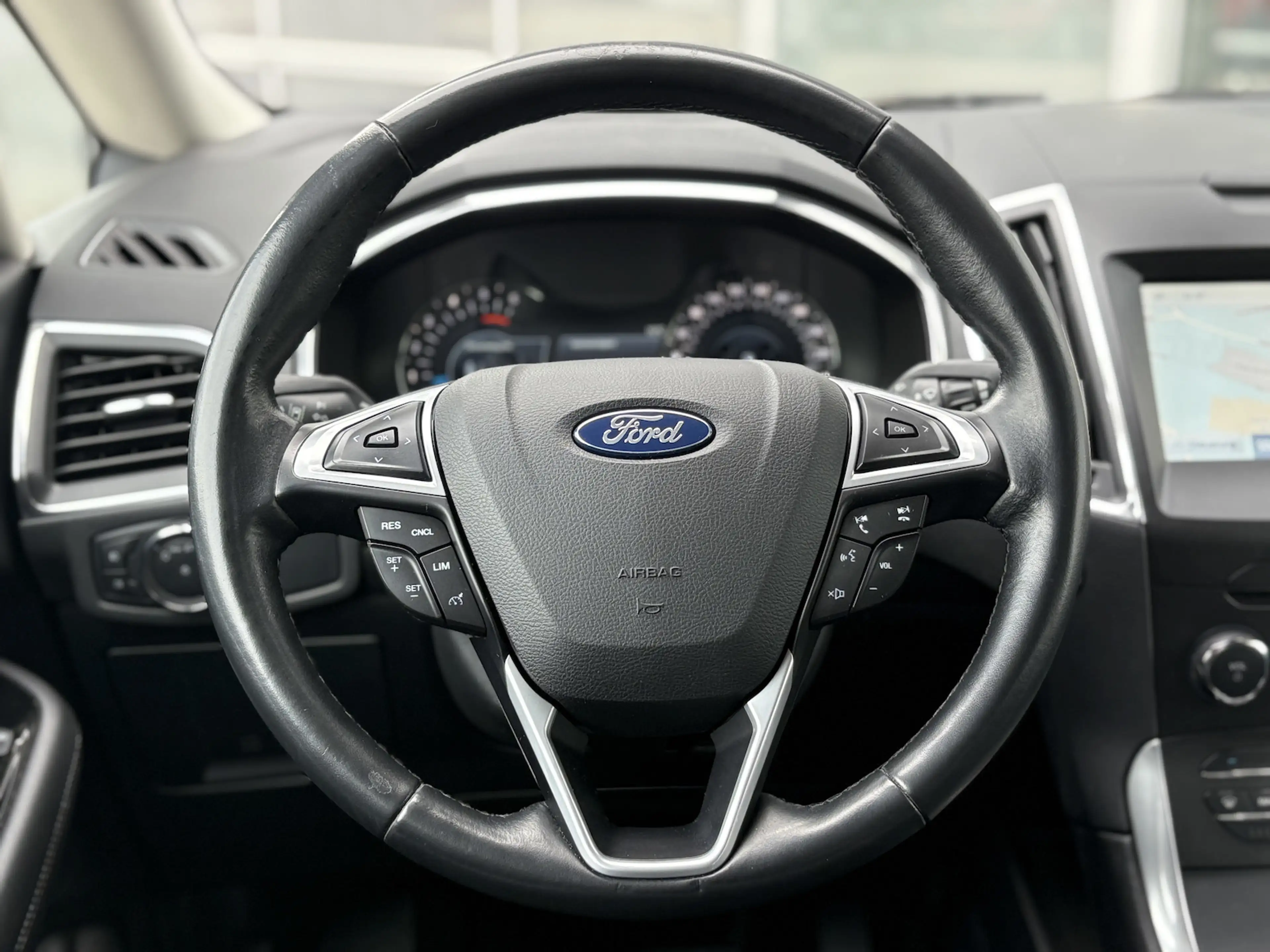 Ford S-Max Titanium NAVI/KAMERA/SHZ/SPURHALTE/KEYLESS — photo 18