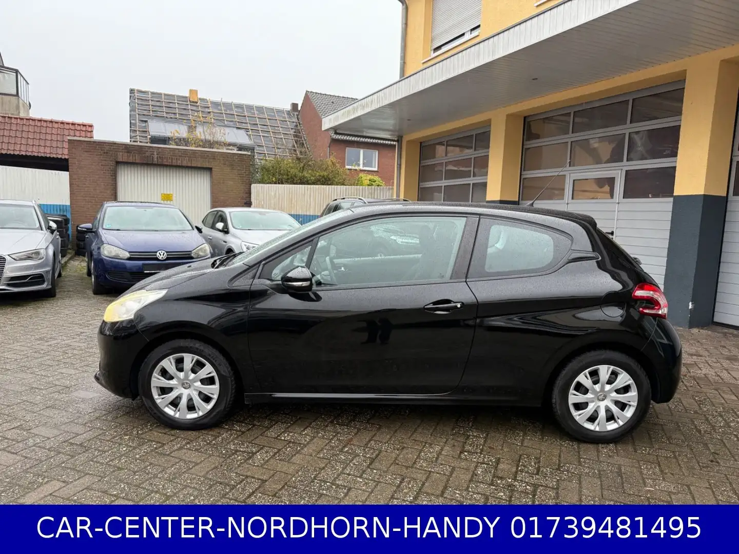 Peugeot 208 Active*KLIMA*MFL*TEMPOMAT*** Schwarz - 2