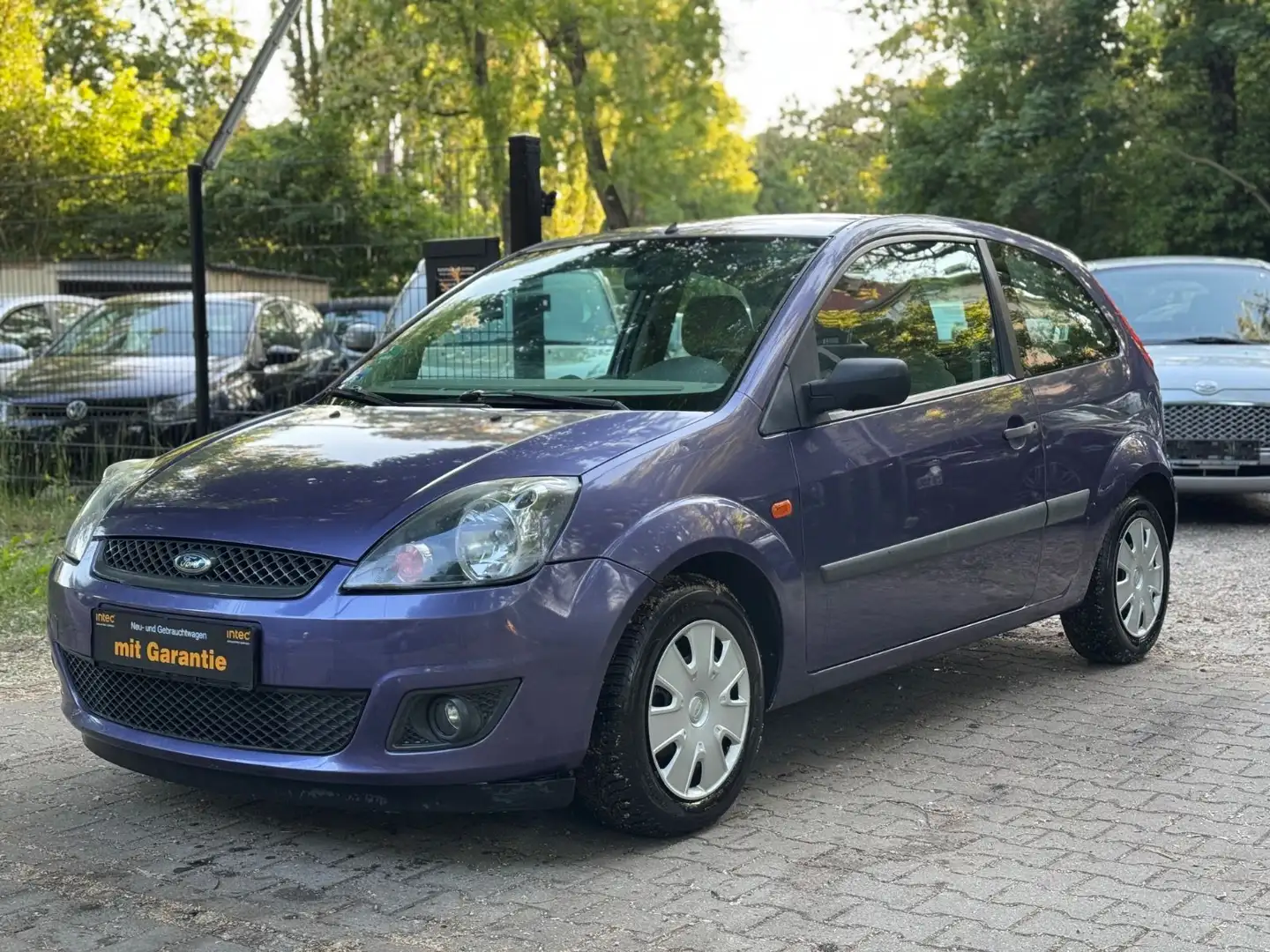 Ford Fiesta 1,6 Automatik Tüv & Service Neu Klima PDC Blau - 2