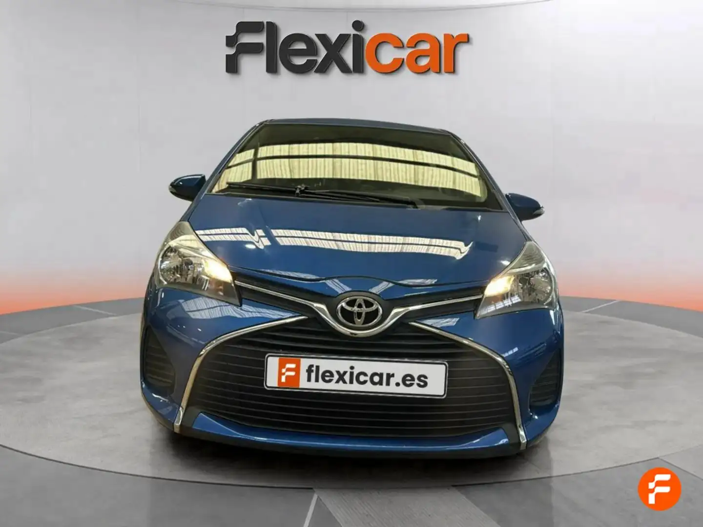Toyota Yaris 1.0 Active Azul - 2