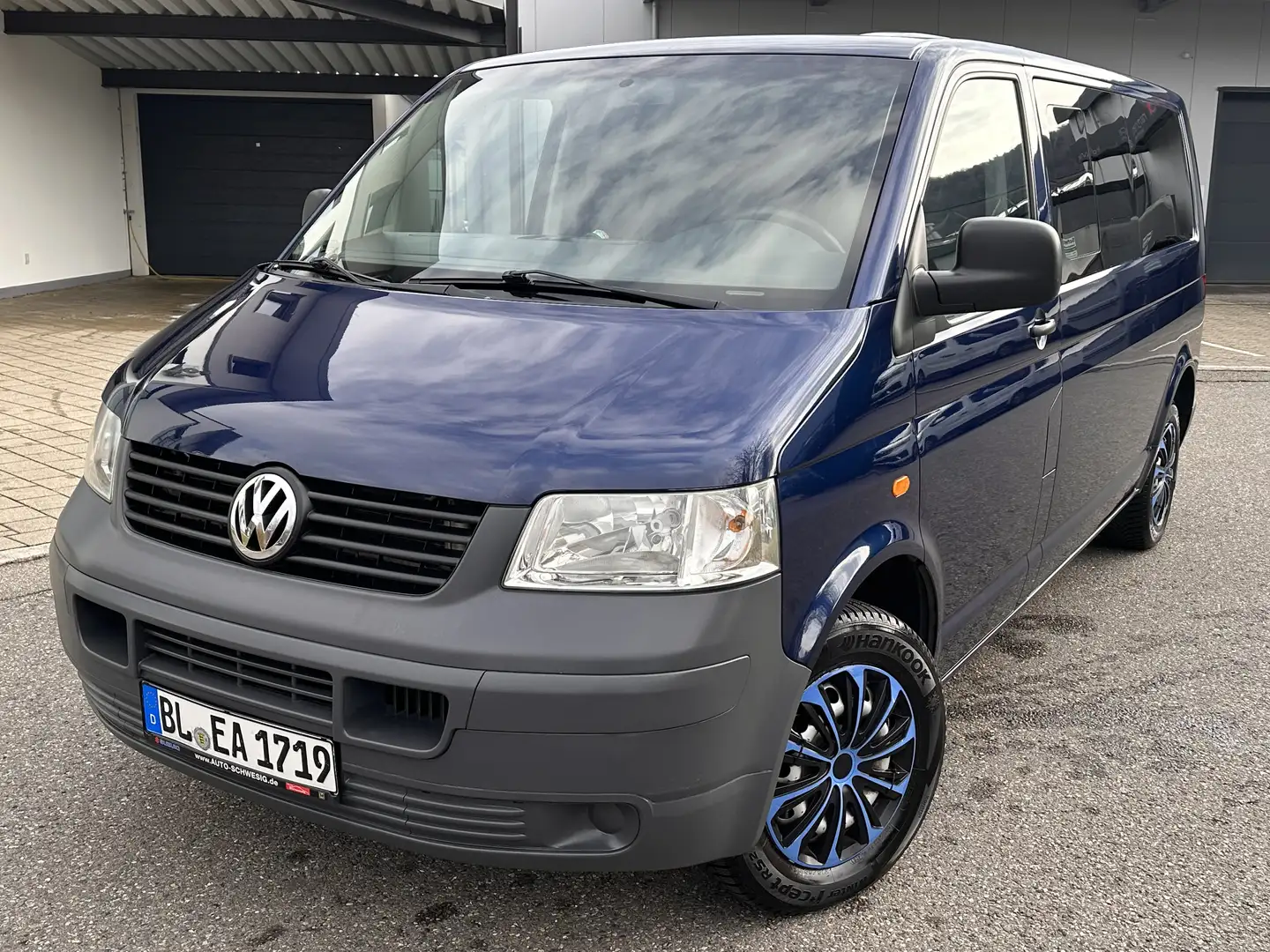 Volkswagen T5 - 1
