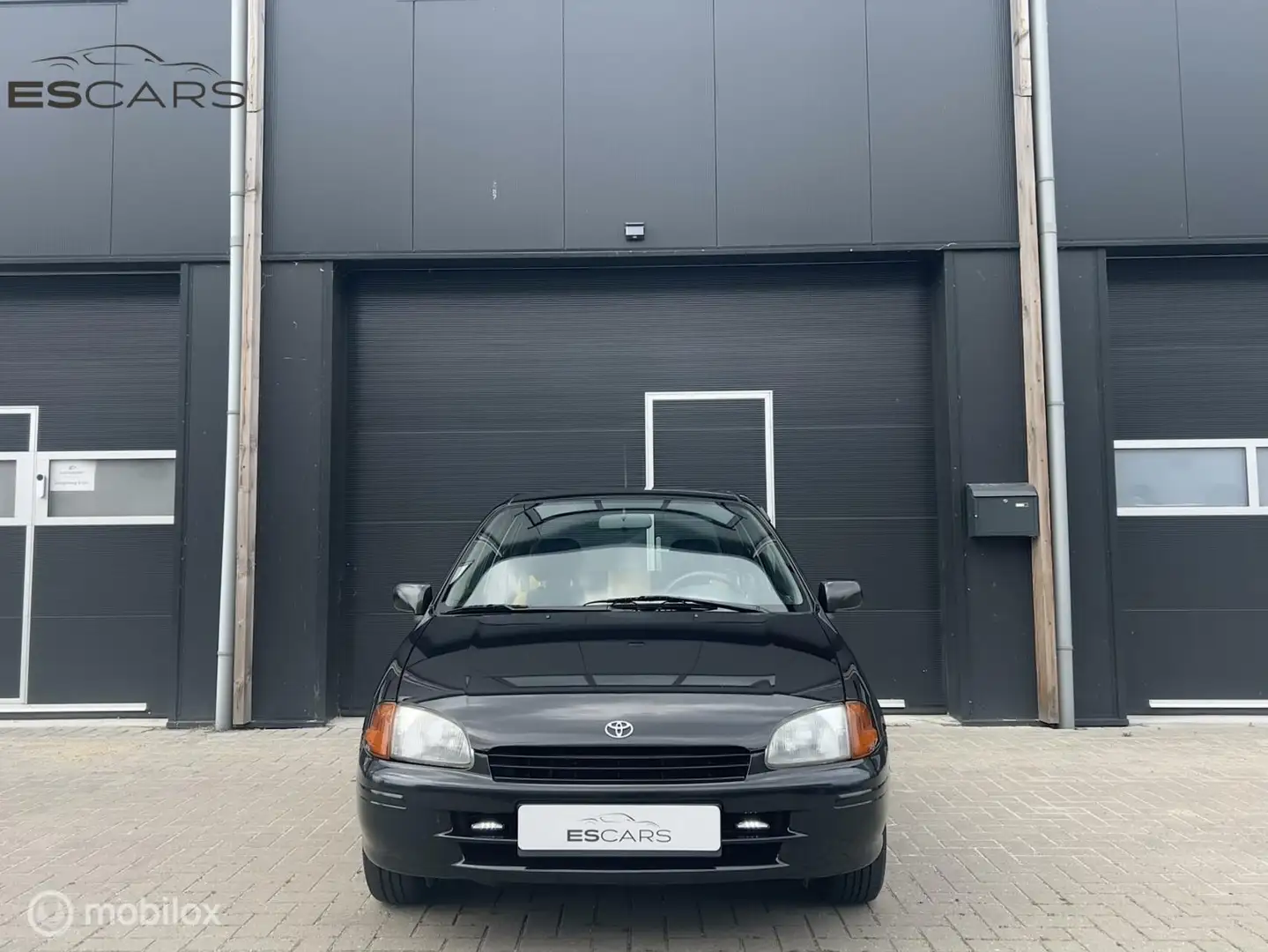 Toyota Starlet 1.3-16V GXi GTSi Bluetooth | Cruise Control Negru - 2