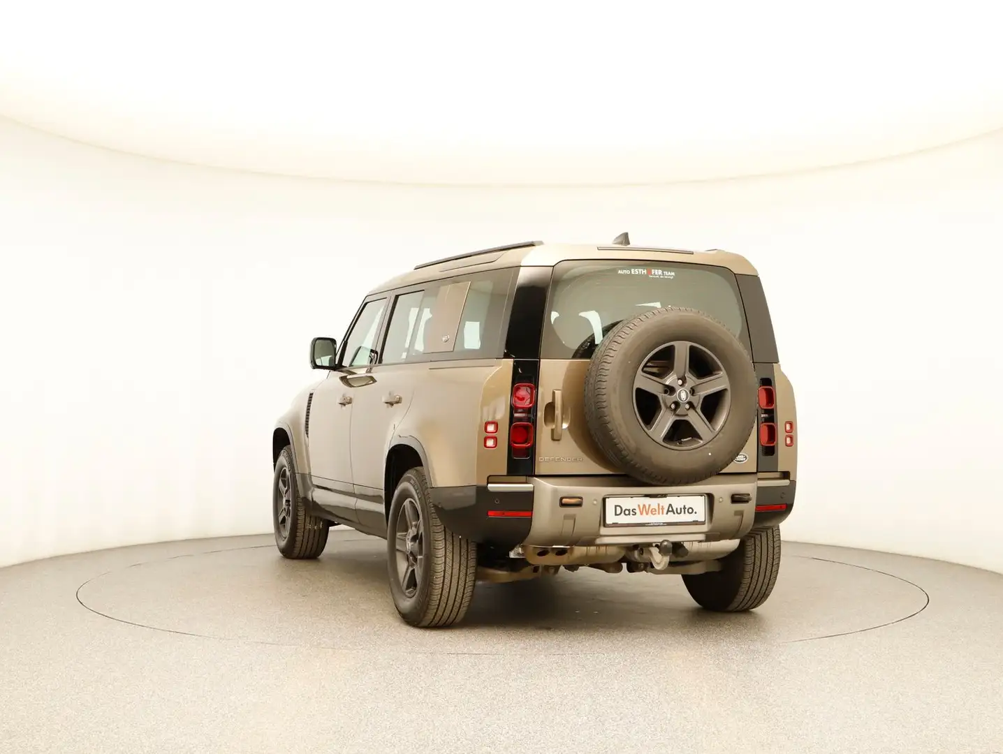 Land Rover Defender 110 D200 AWD X-Dynamic S Aut. Braun - 2