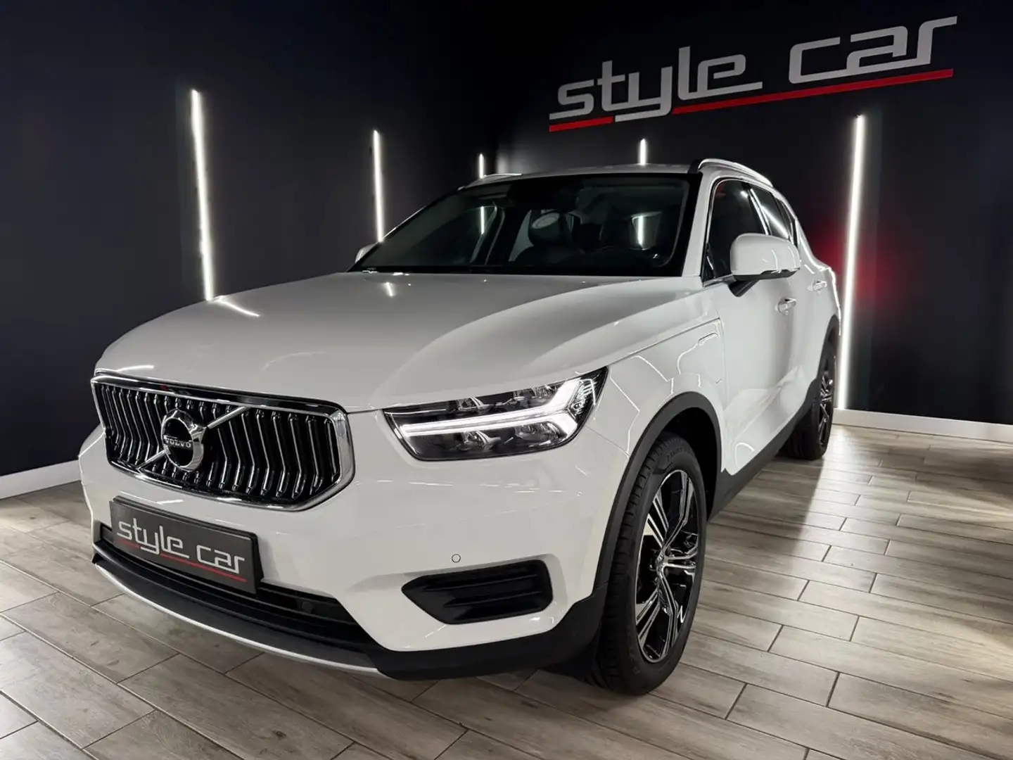 Volvo XC40 T5 Recharge Plus Bright Aut. Blanco - 1