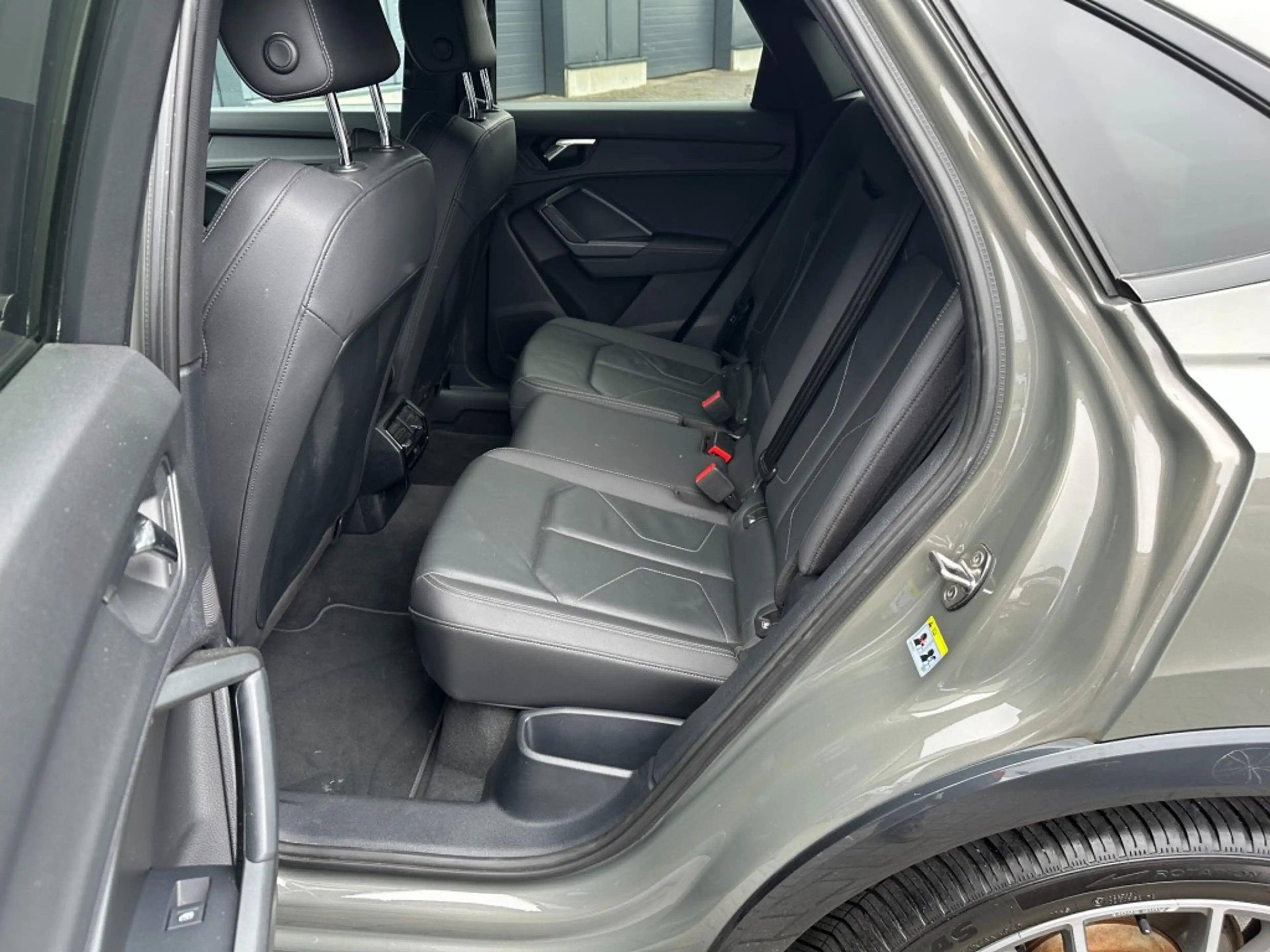 Audi Q3 35 TFSi Aut. S-Edition Camera Leder stoelverwarmin — photo 35
