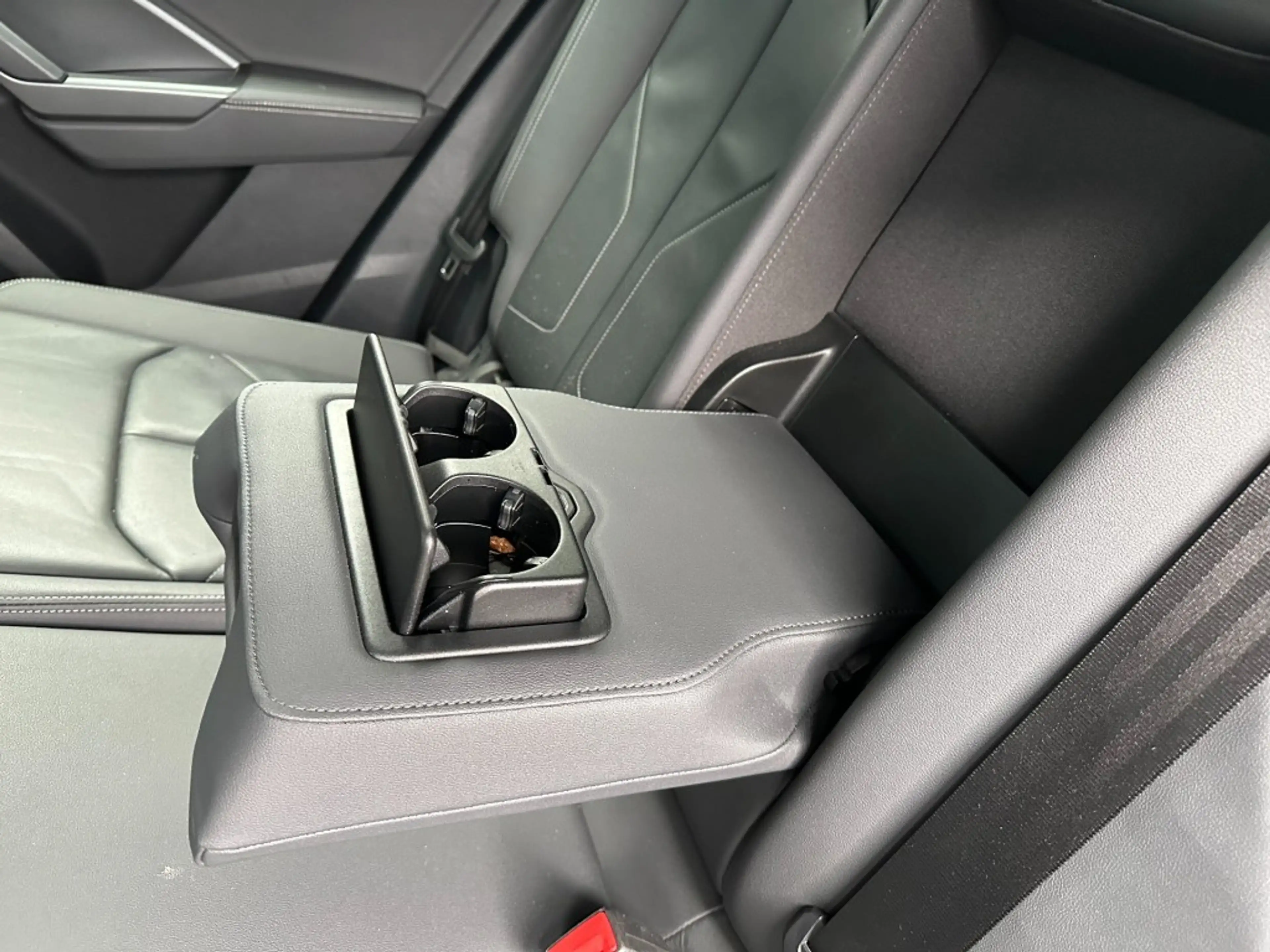 Audi Q3 35 TFSi Aut. S-Edition Camera Leder stoelverwarmin — photo 36