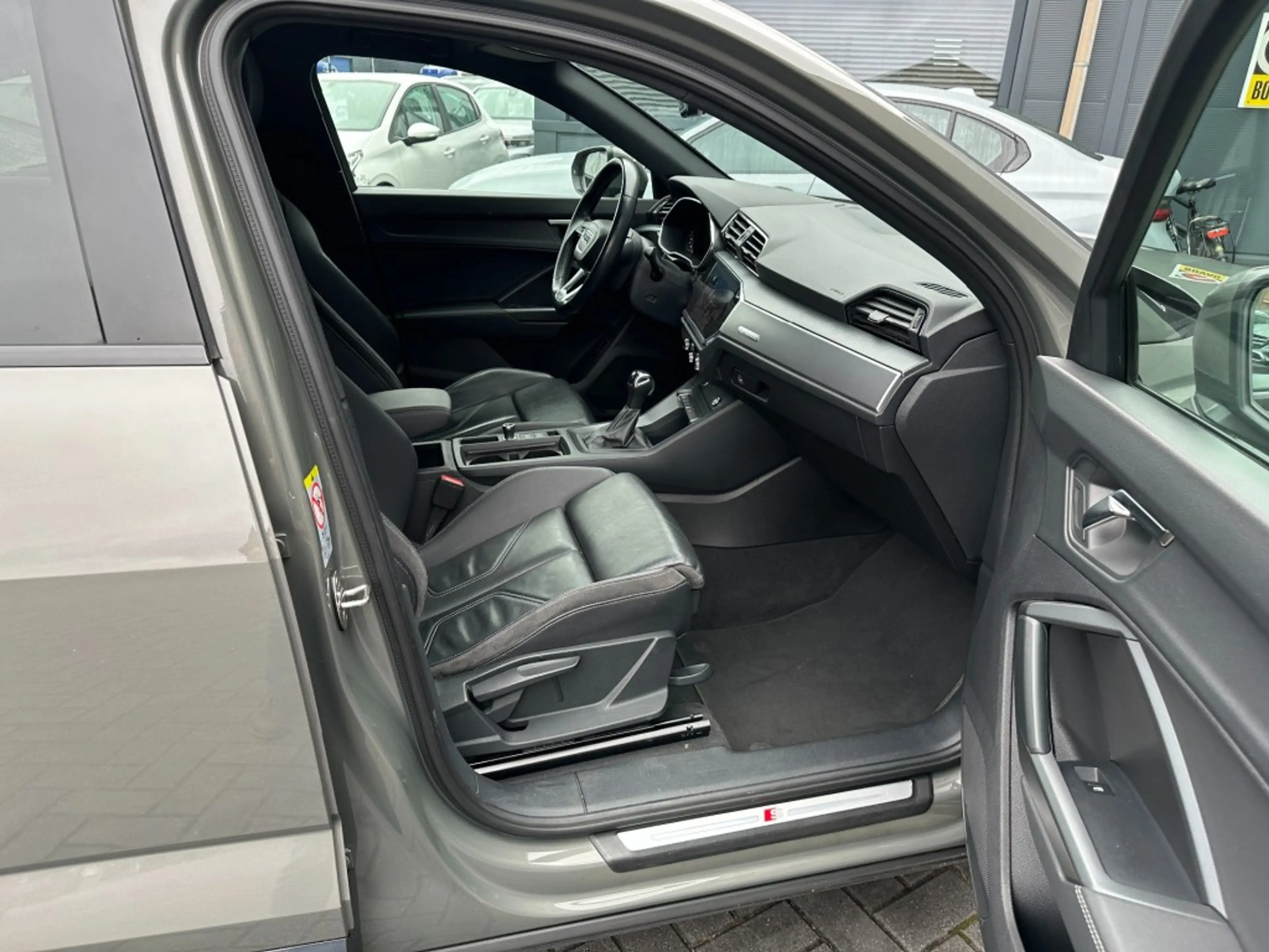 Audi Q3 35 TFSi Aut. S-Edition Camera Leder stoelverwarmin — photo 10