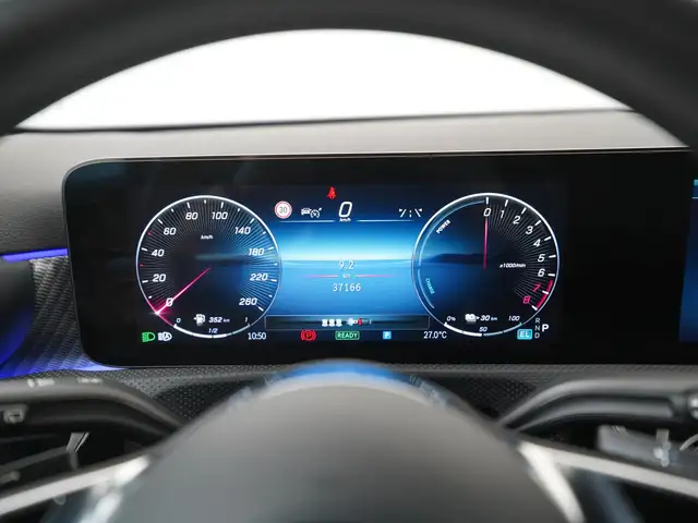 Mercedes-Benz A-Class view 8