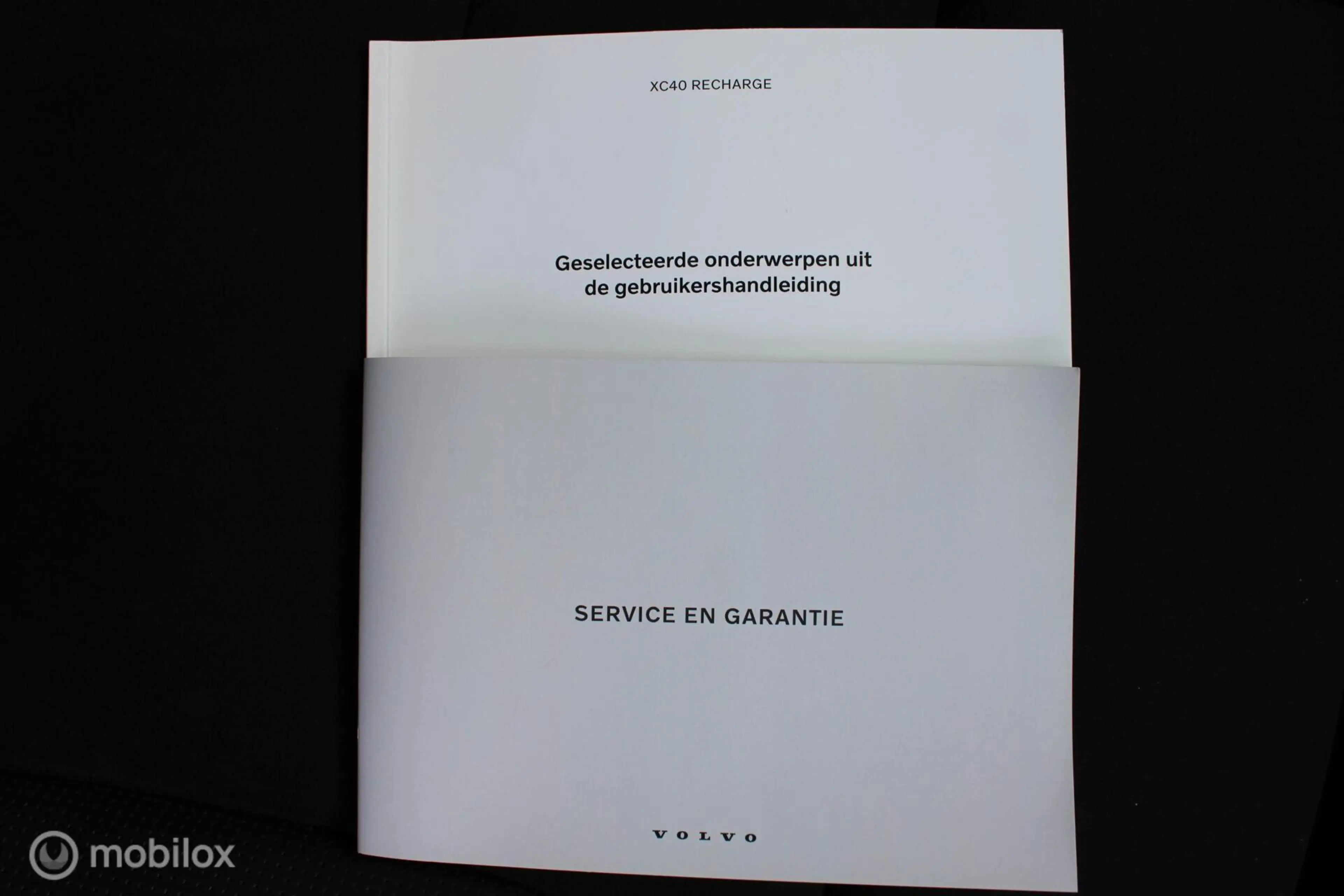 Volvo XC40 Recharge P8 409 PK AWD R-Design, Wit parelmoer, Zw — photo 20
