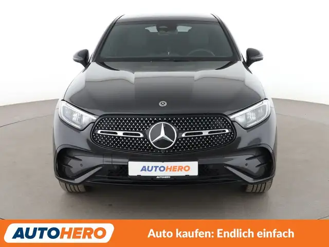 Mercedes-Benz GLC view 9