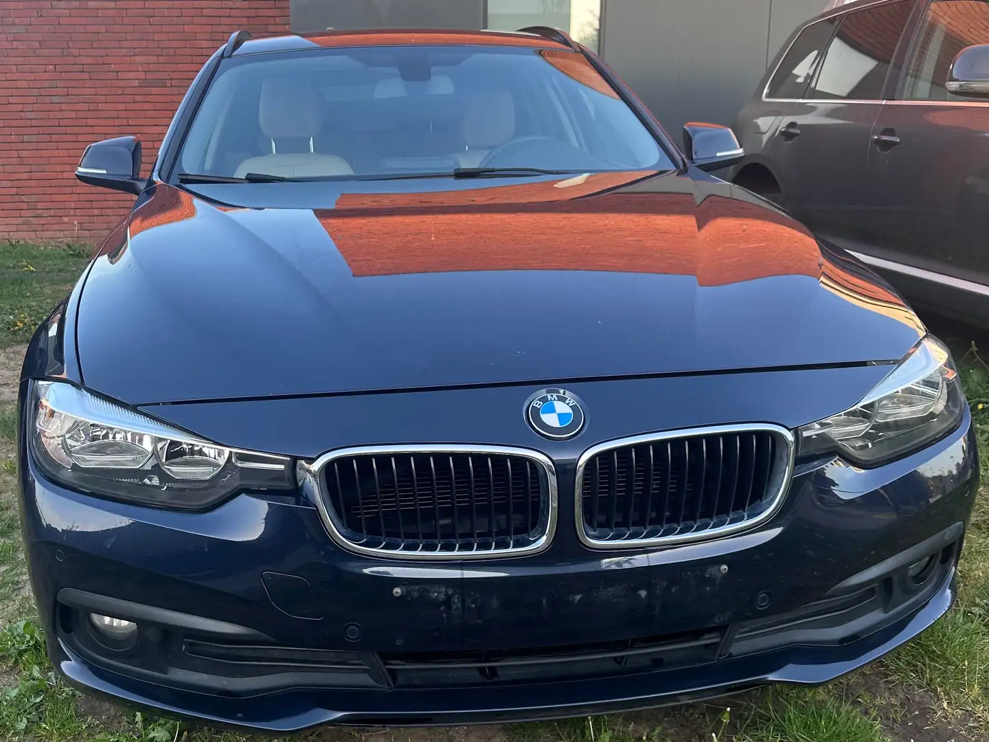 BMW 316 316d Touring Modrá - 1