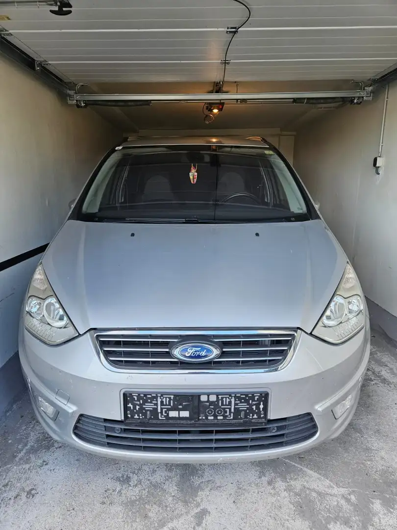 Ford Galaxy Silber - 1