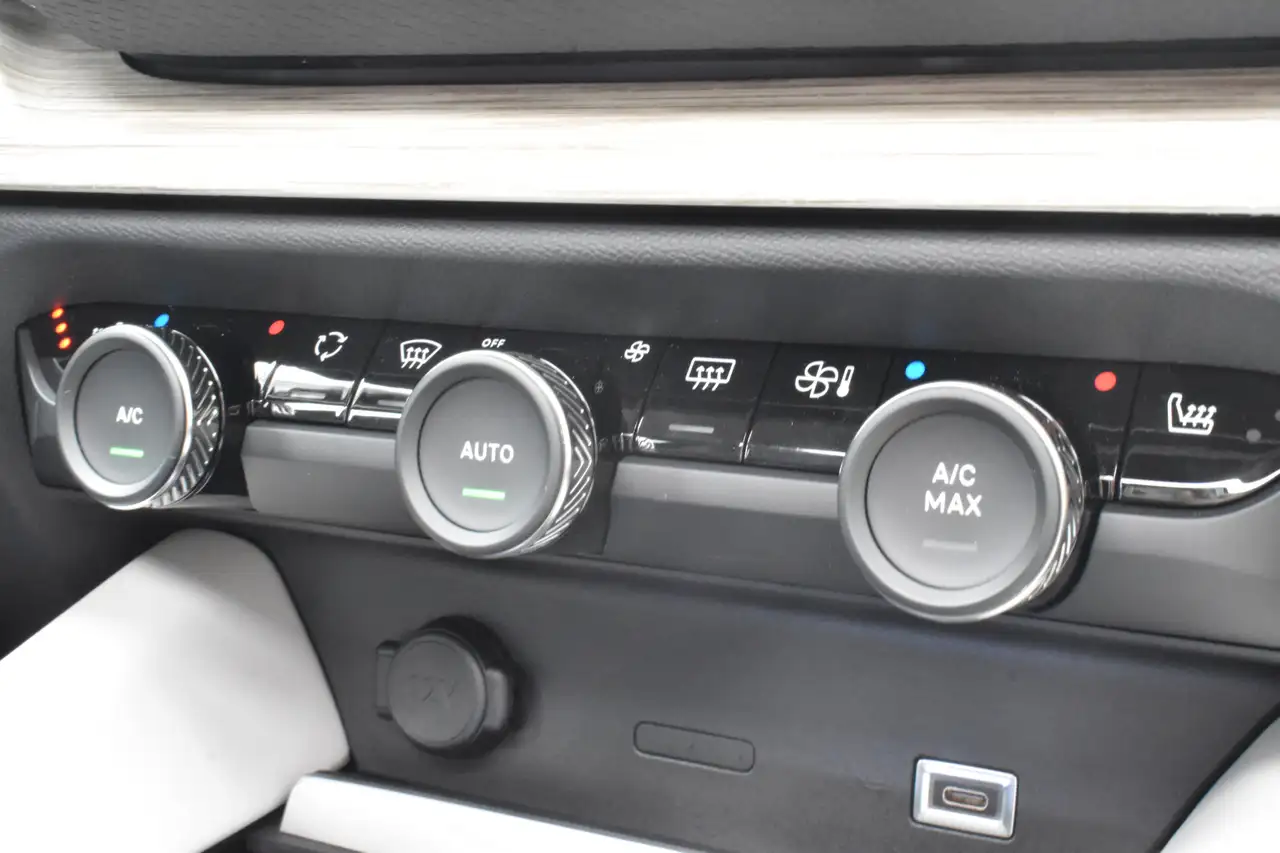 Citroen C5 X Plug-in Hybrid 225 EAT8 Hypnos \ Shine Automaat | 37