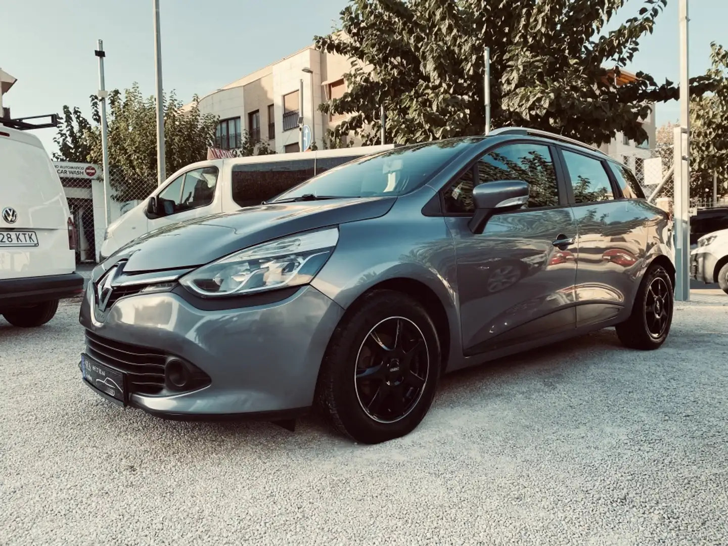 Renault Clio 1.5dCi eco2 Expression 75 Gris - 2