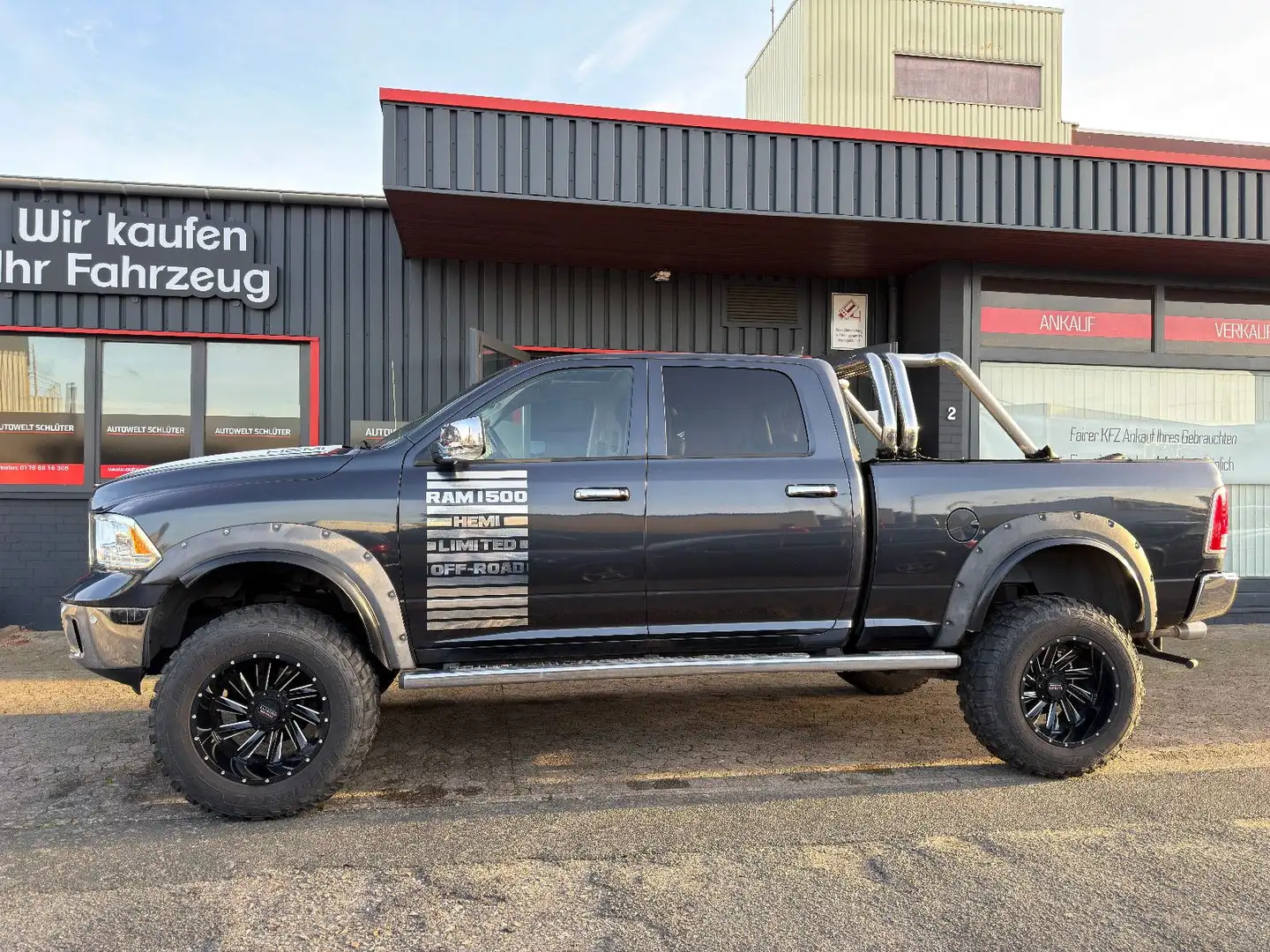 Dodge RAM 1500*Off Road*Limited* Schwarz - 2