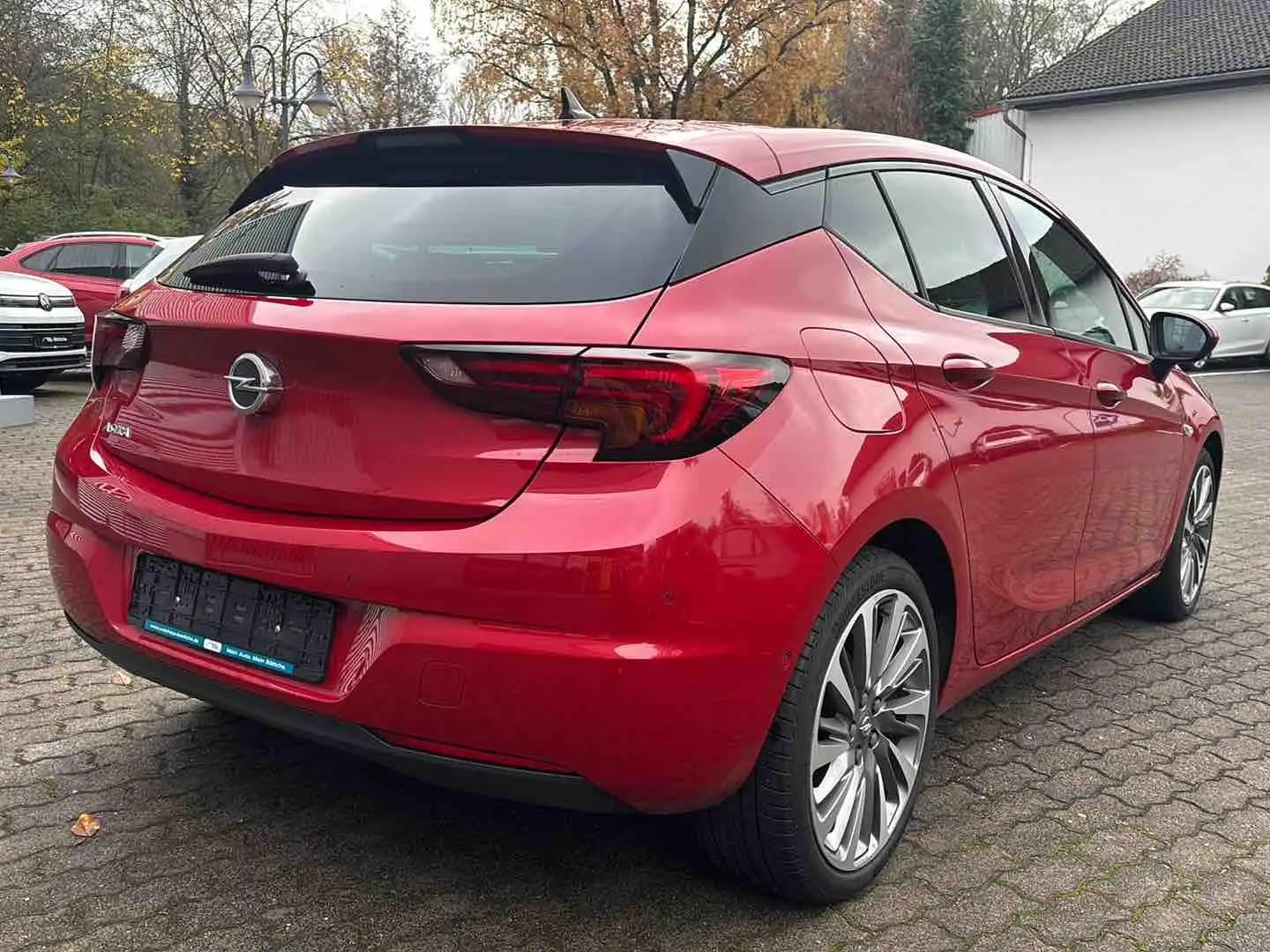 Opel Astra 1.5 CDTI DPF KAT Rot - 2