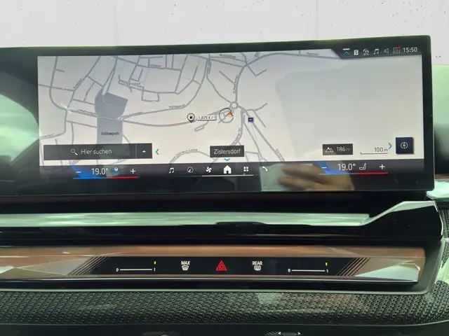 BMW 5 Series view 13