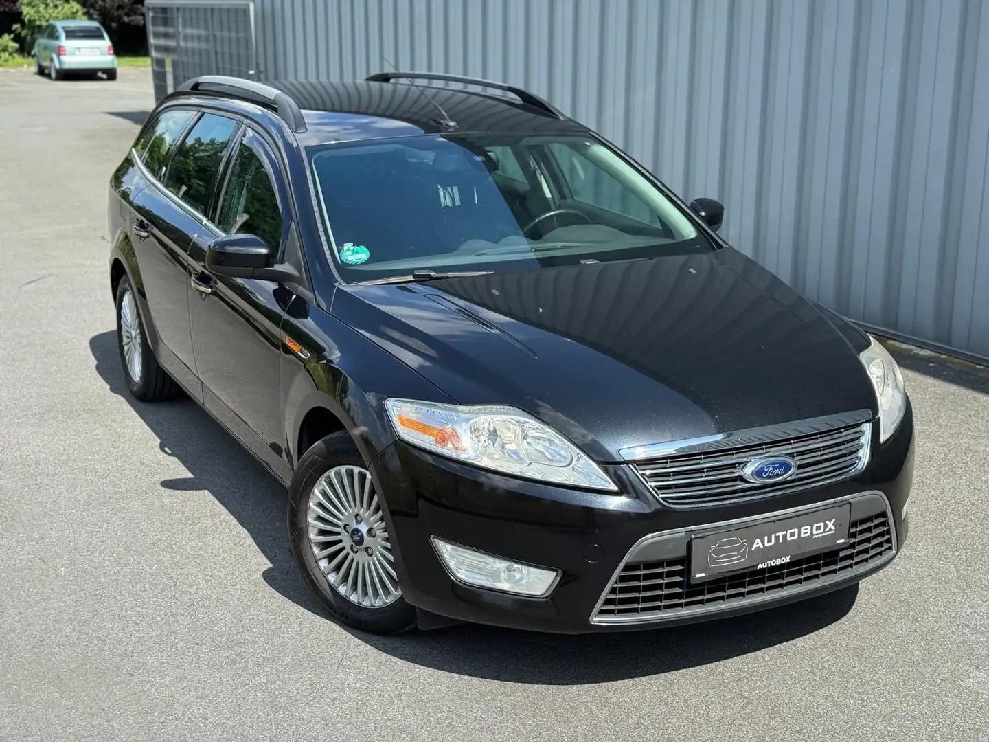 Ford Mondeo 2,3 Ghia X*LEDER*AUT*NAVI* Negro - 1