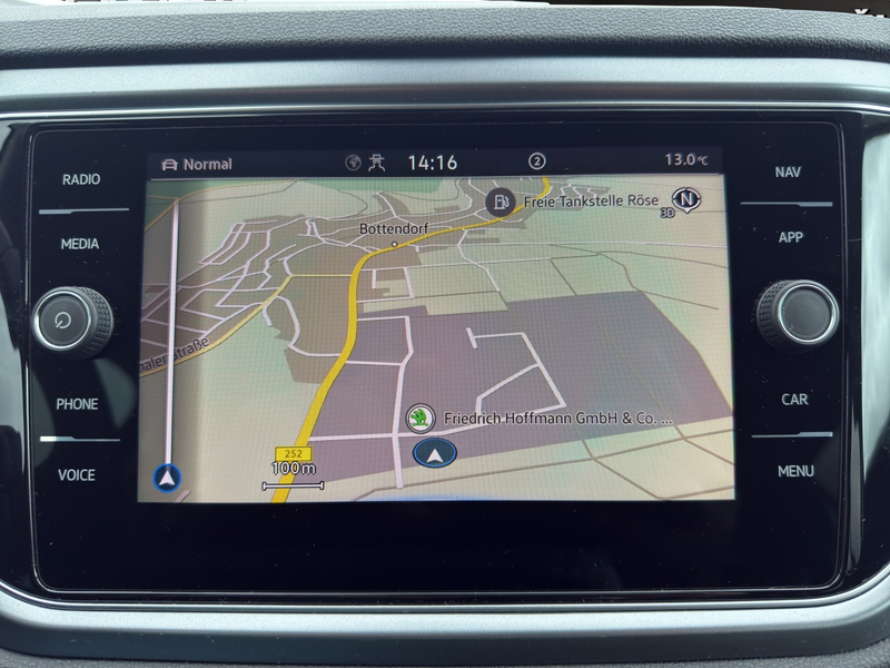 Volkswagen T-Roc 2.0 TDI DSG Active AHK+Navi+ACC+Kamera — photo 14