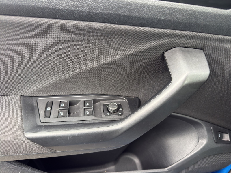 Volkswagen T-Roc 2.0 TDI DSG Active AHK+Navi+ACC+Kamera — photo 12