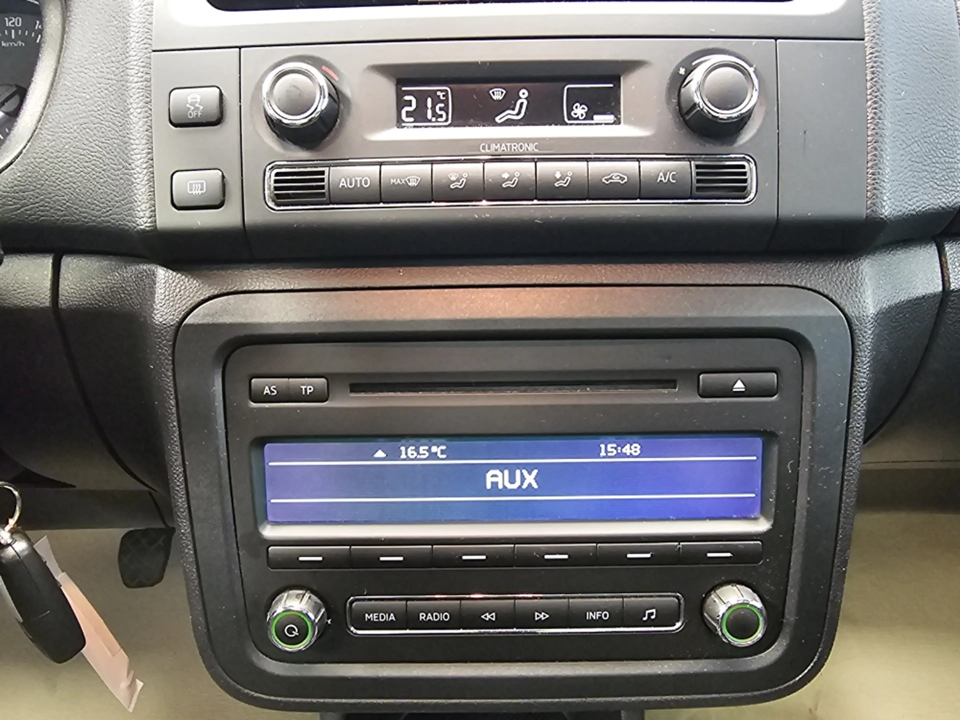 Skoda Roomster Style PDC,Klimaautomatik,Sitzheizung — photo 13