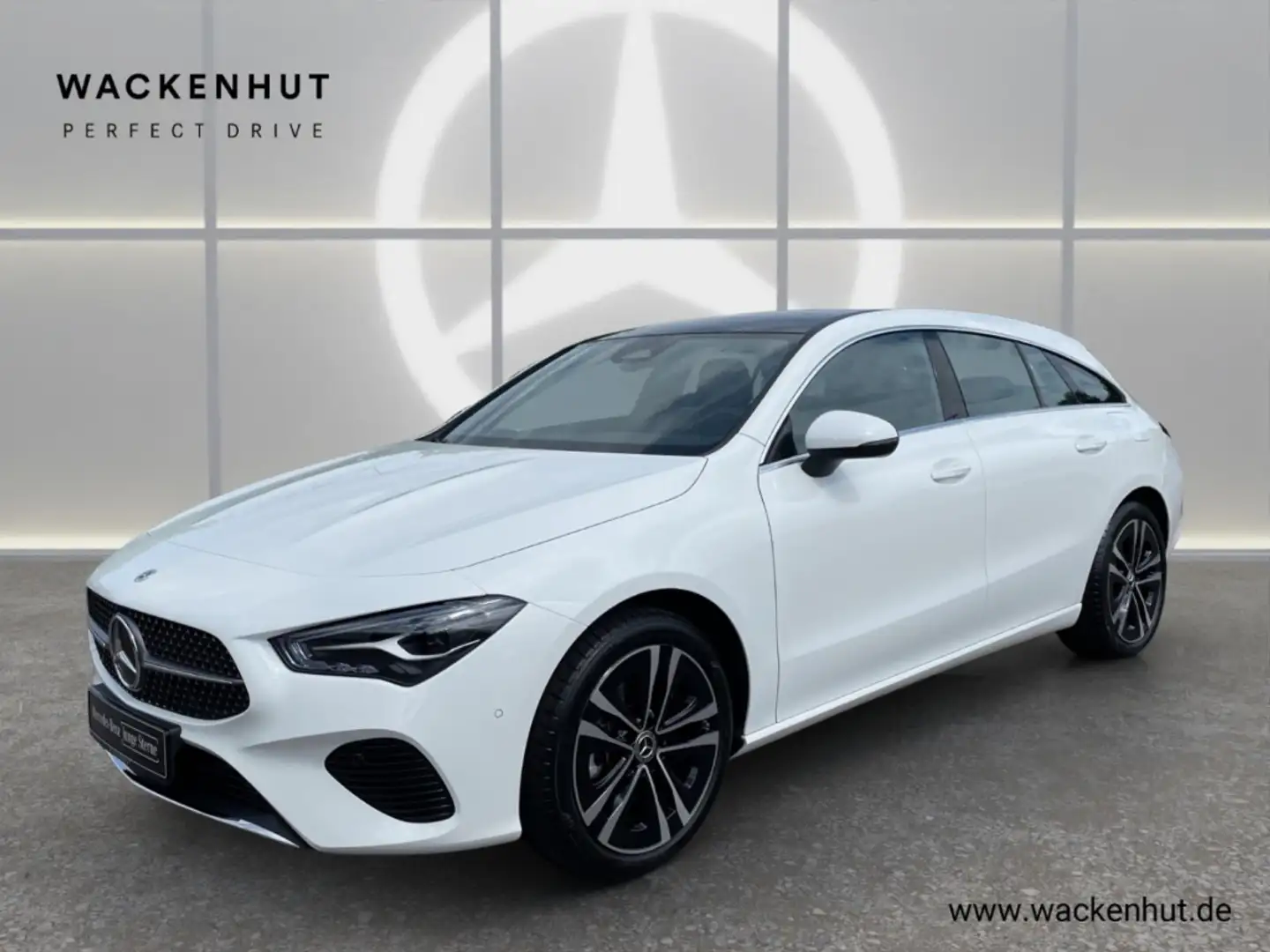 Mercedes-Benz CLA 180 LED PANO AHK DISTR WINTER Weiß - 1
