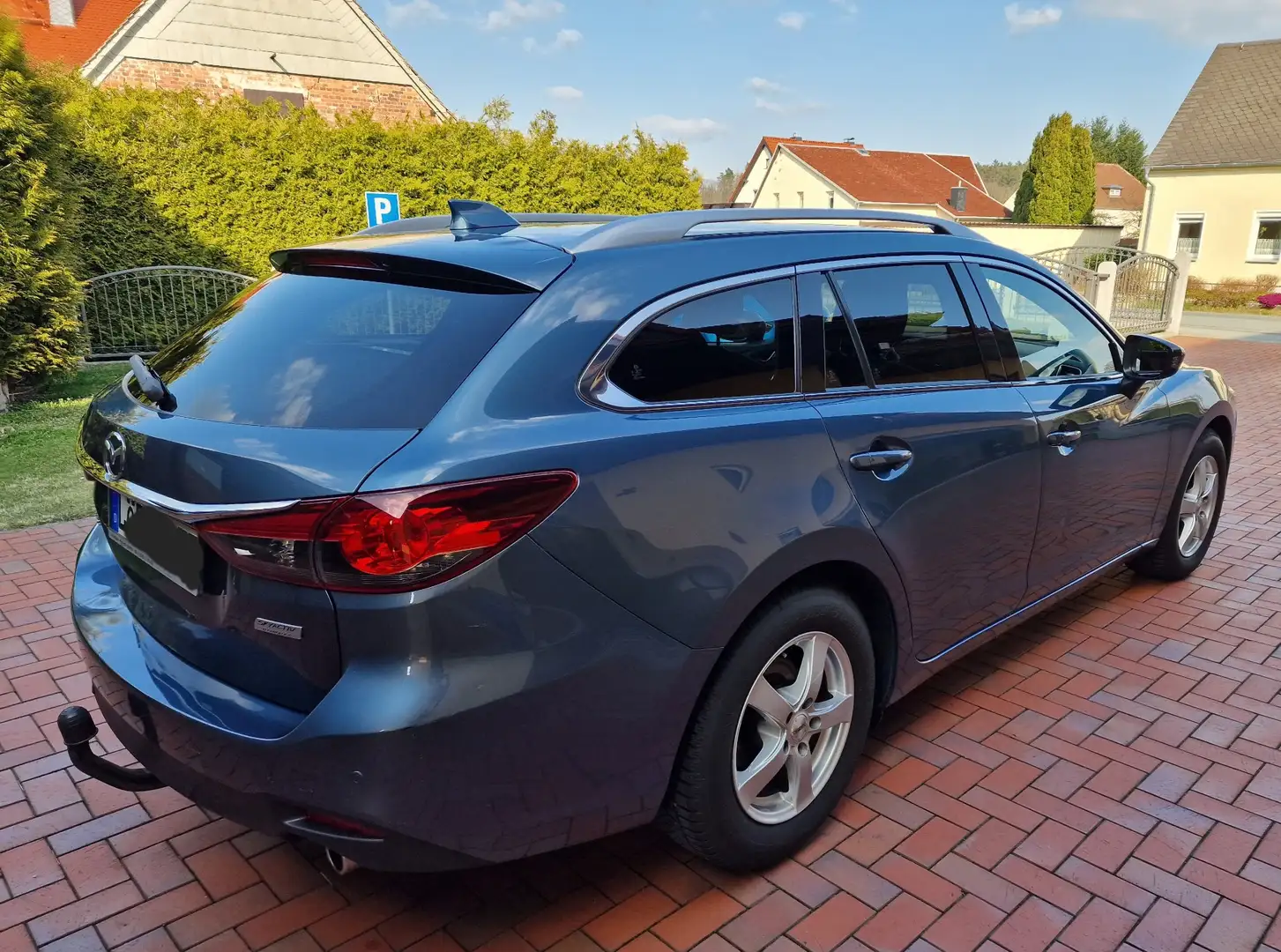 Mazda 6 6 Kombi Diesel 2.2 Kombi SKYACTIV-D Sports-Line Blau - 2