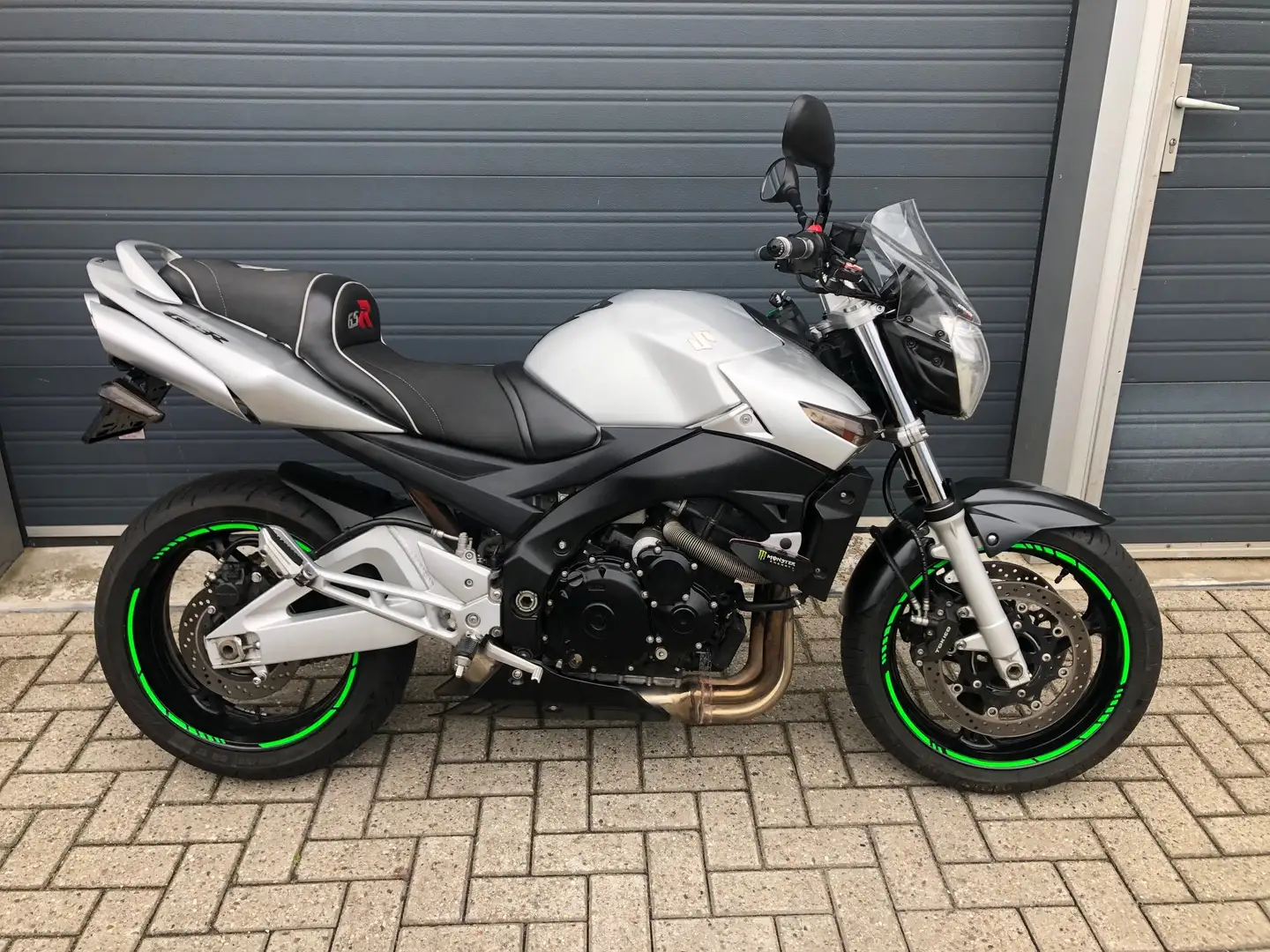 Suzuki GSR 600 GSR 600 Zilver - 1