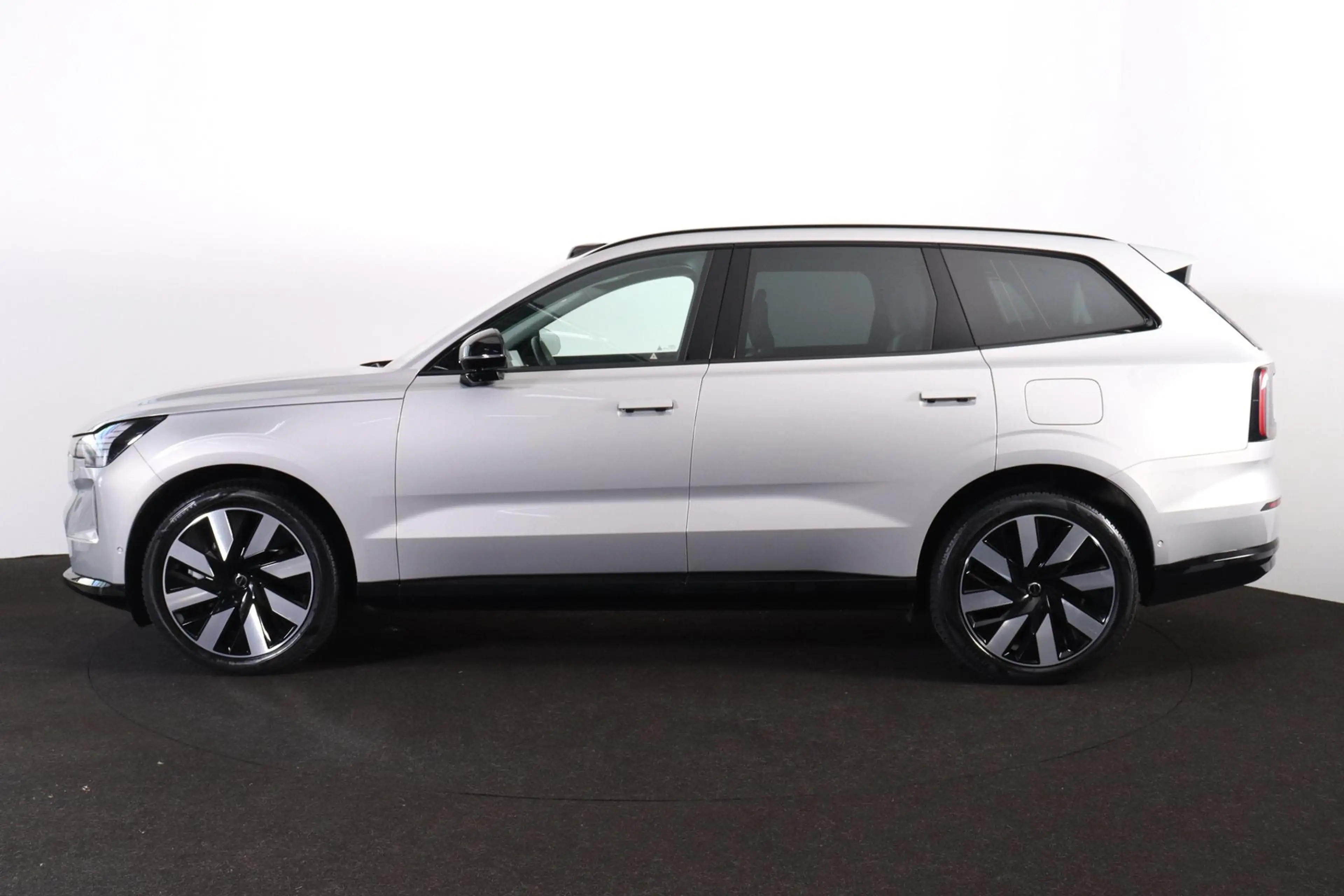 Volvo EX90 Twin Motor Performance Ultra 7p. 111 kWh — photo 2