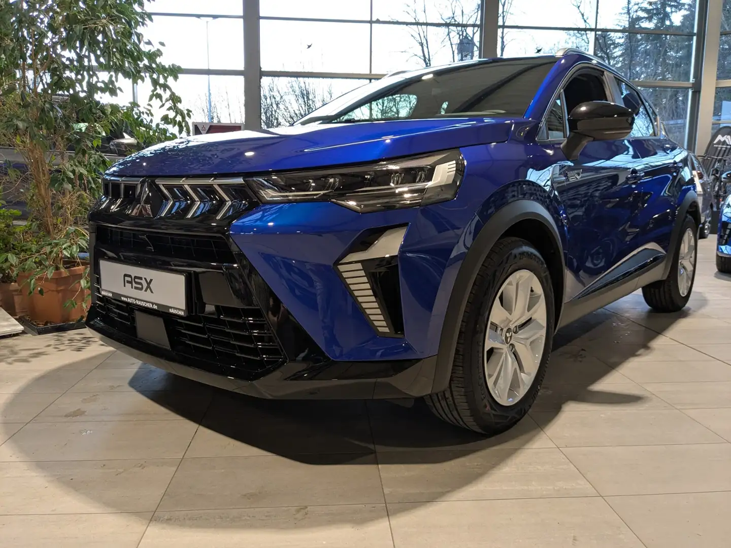 Mitsubishi ASX 1.6 l 105 kW HEV Plus Blau - 2