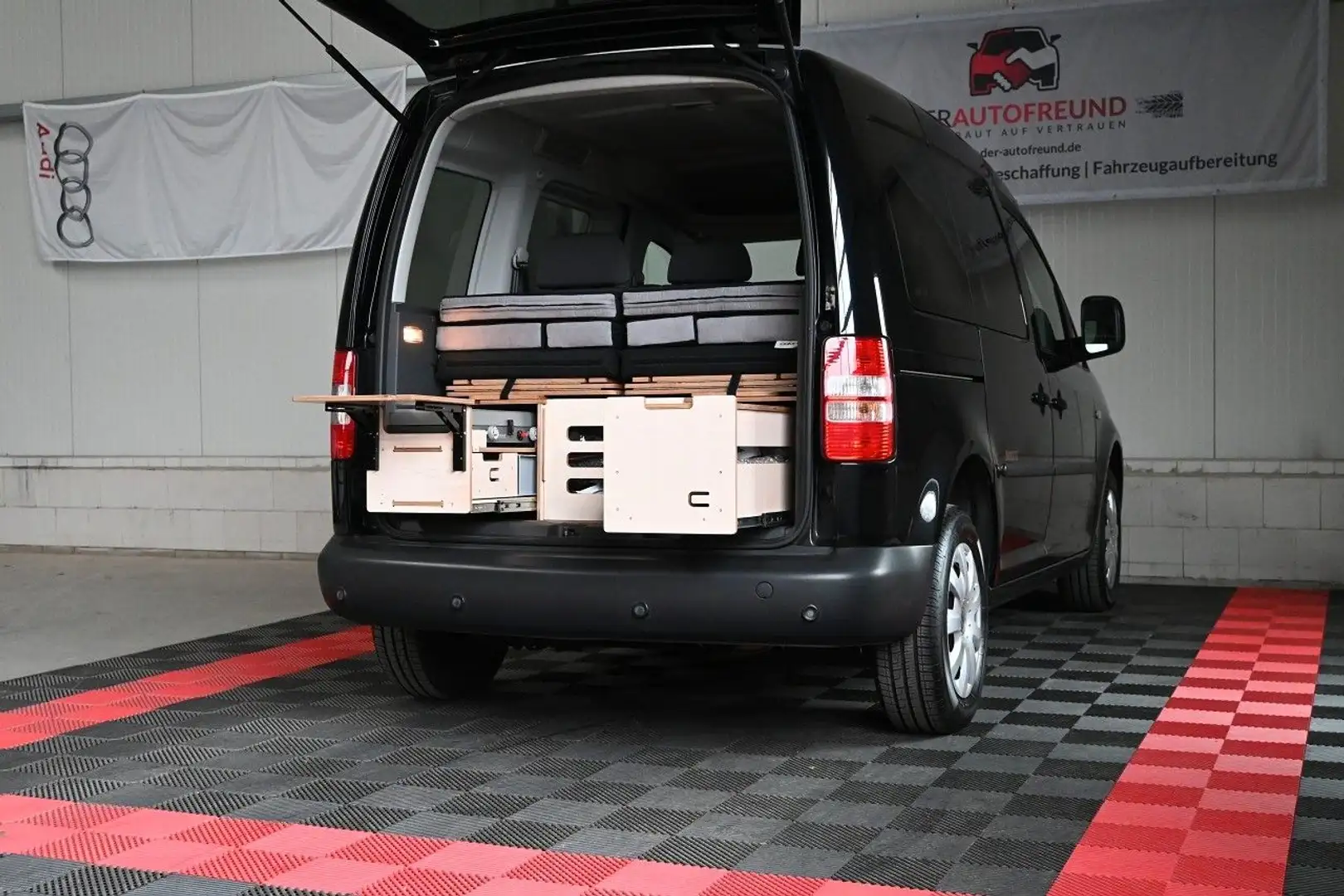 Volkswagen Caddy Kombi Roncalli *Minicamper* Zwart - 1