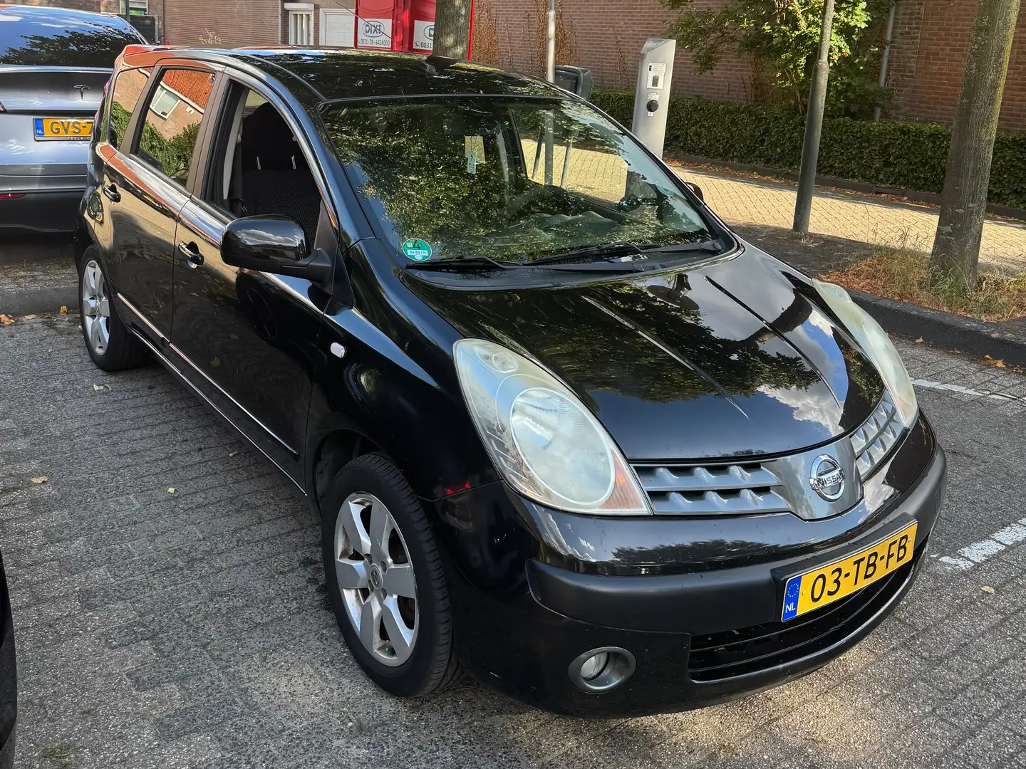 Nissan Note Note 1.6 First Noir - 1