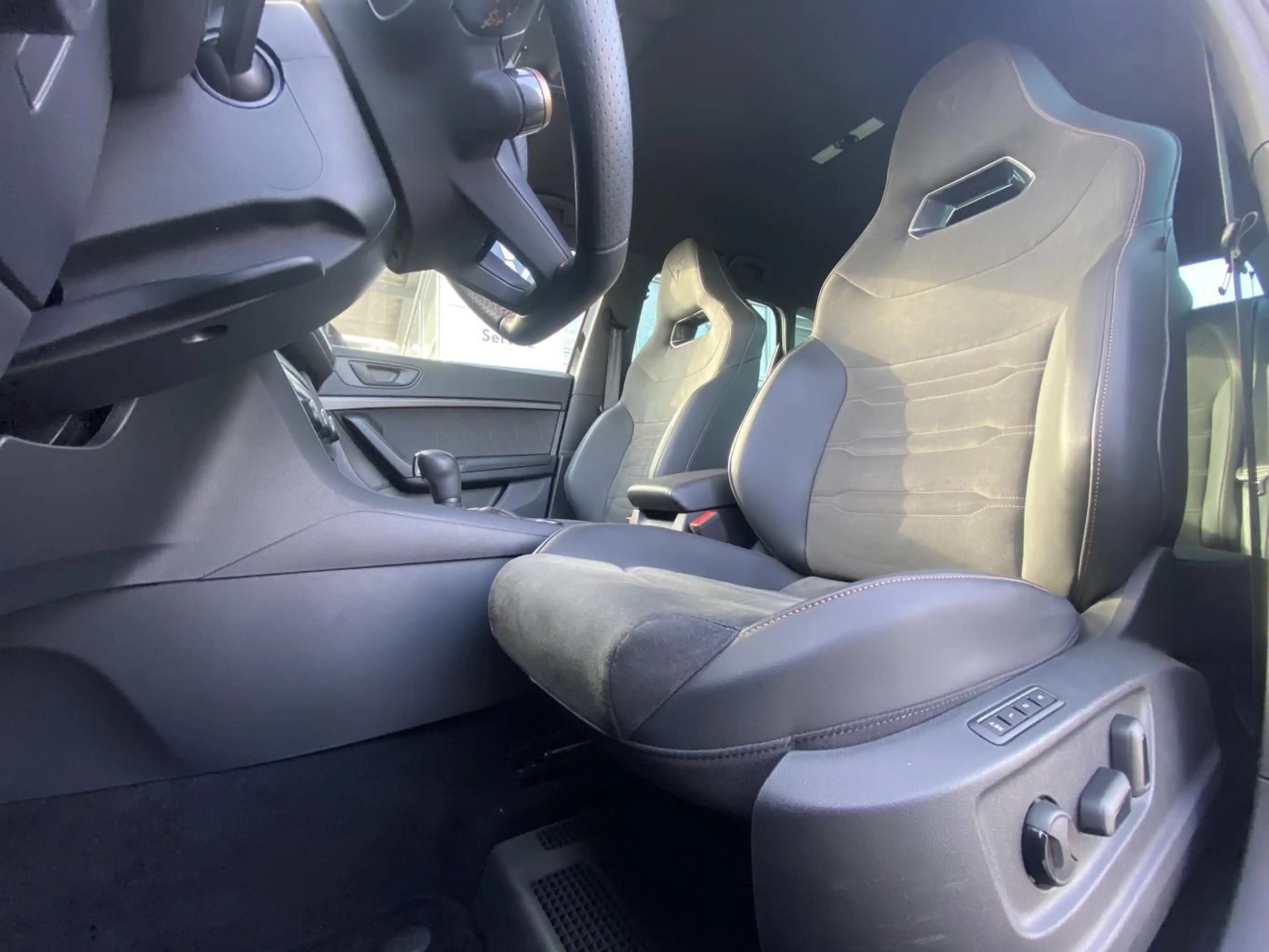 CUPRA Ateca 2.0 TSI DSG VZ 4-DRIVE SUPER-SPORTLENKRAD+ — photo 9