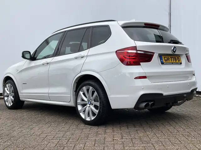 BMW X3 view 14